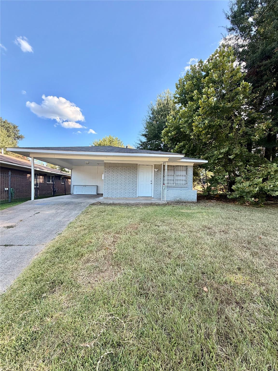 main property photo 0