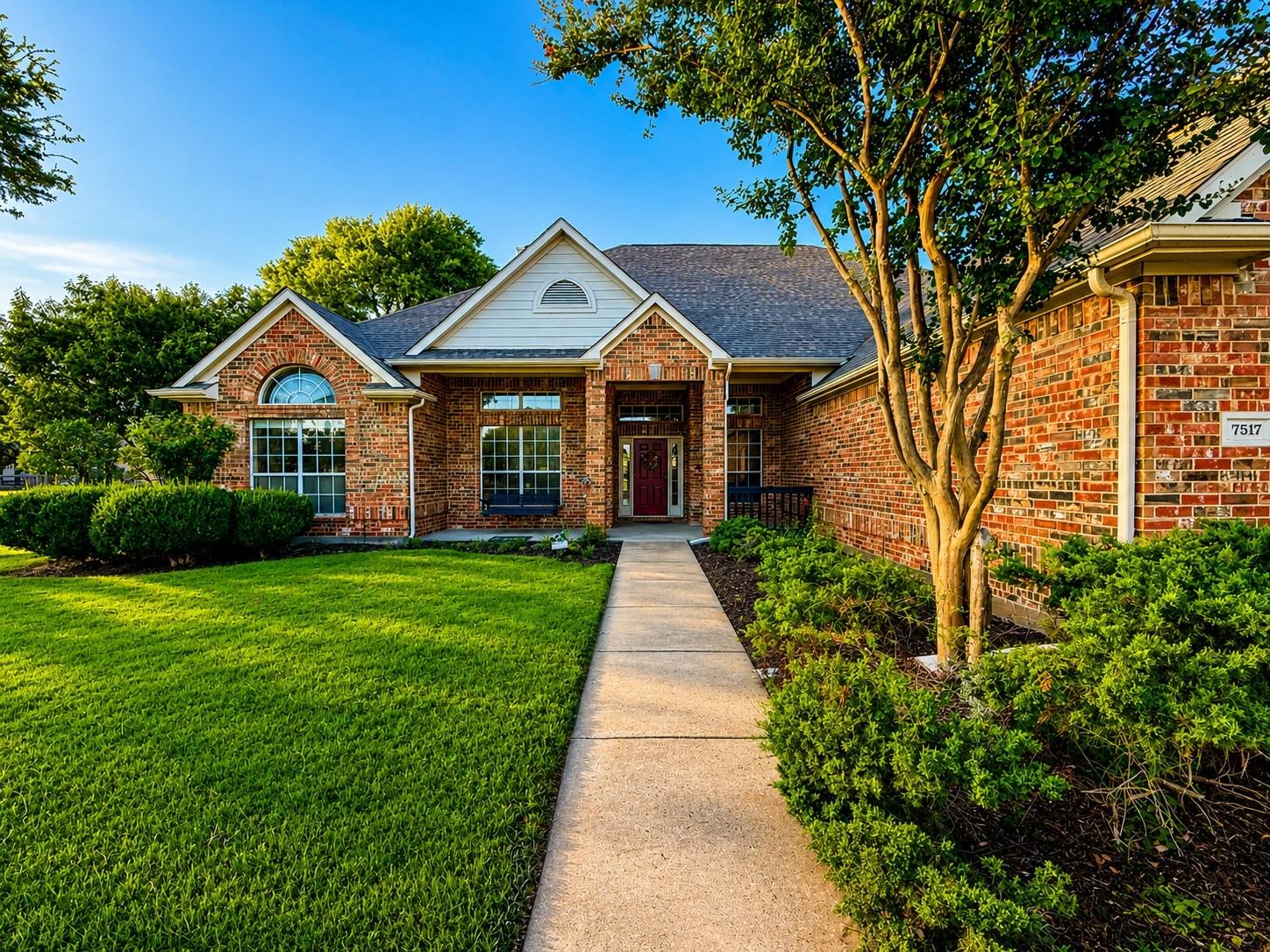 main property photo 3