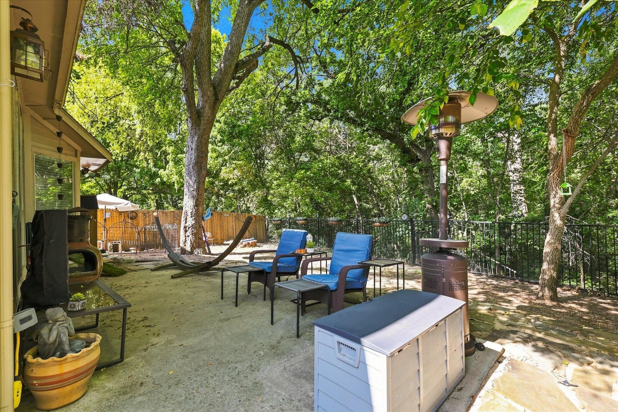 main property photo 31
