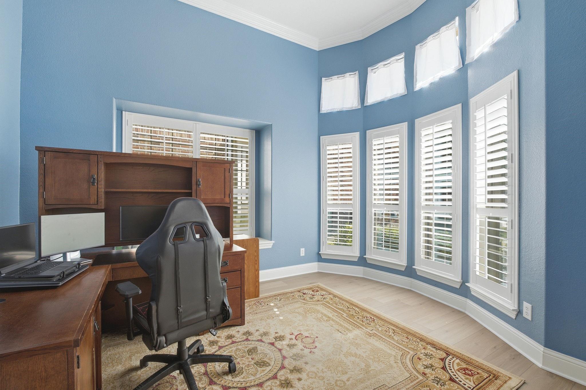 main property photo 7