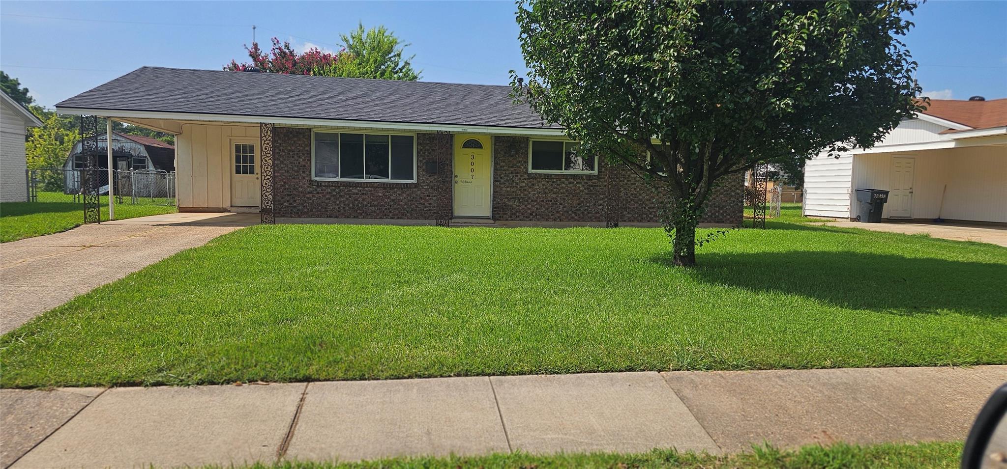 main property photo 0