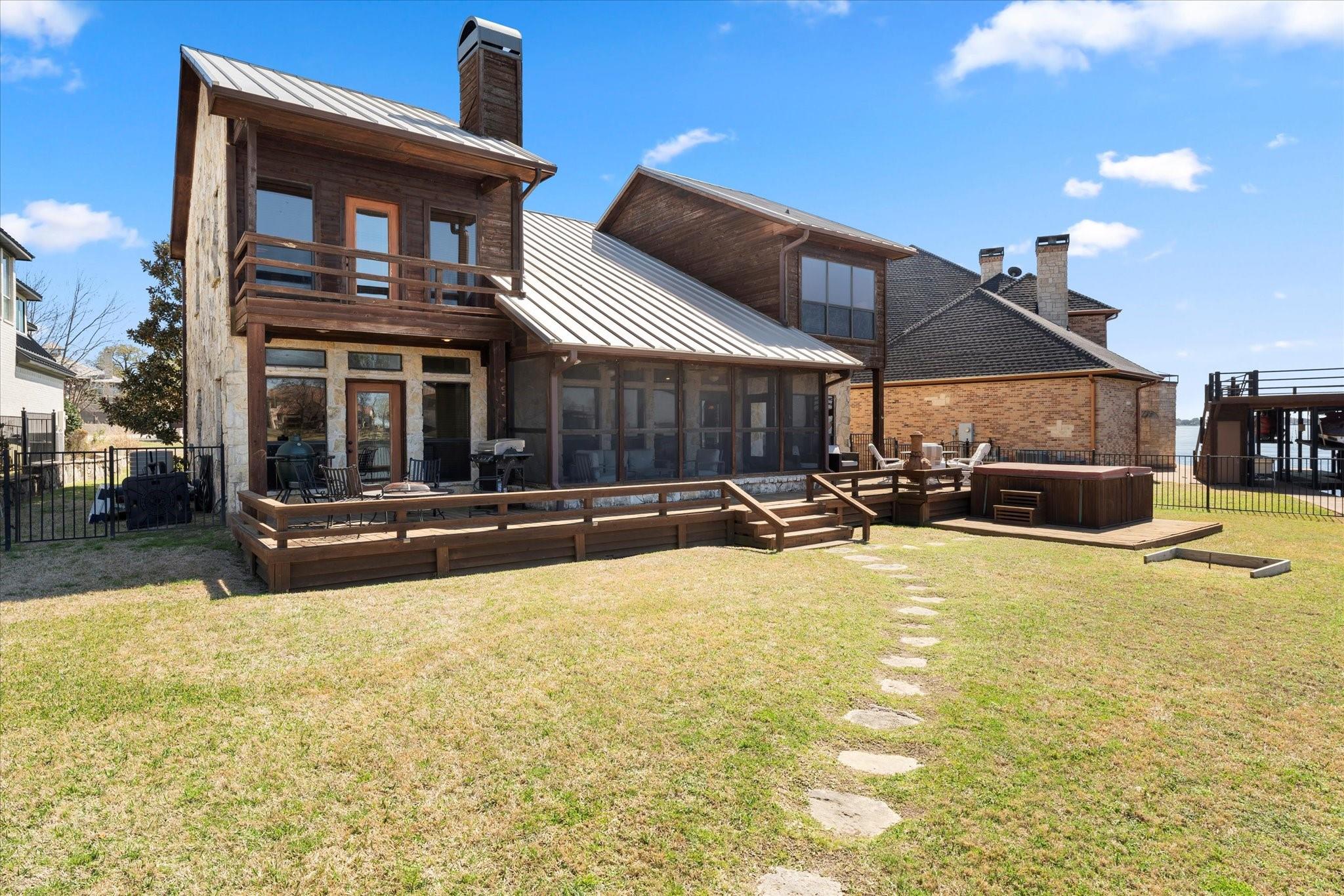 main property photo 7