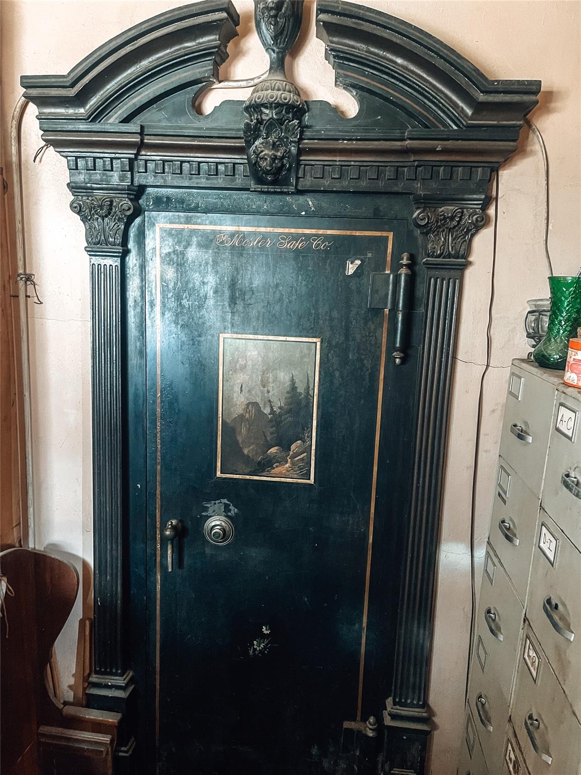 main property photo 12