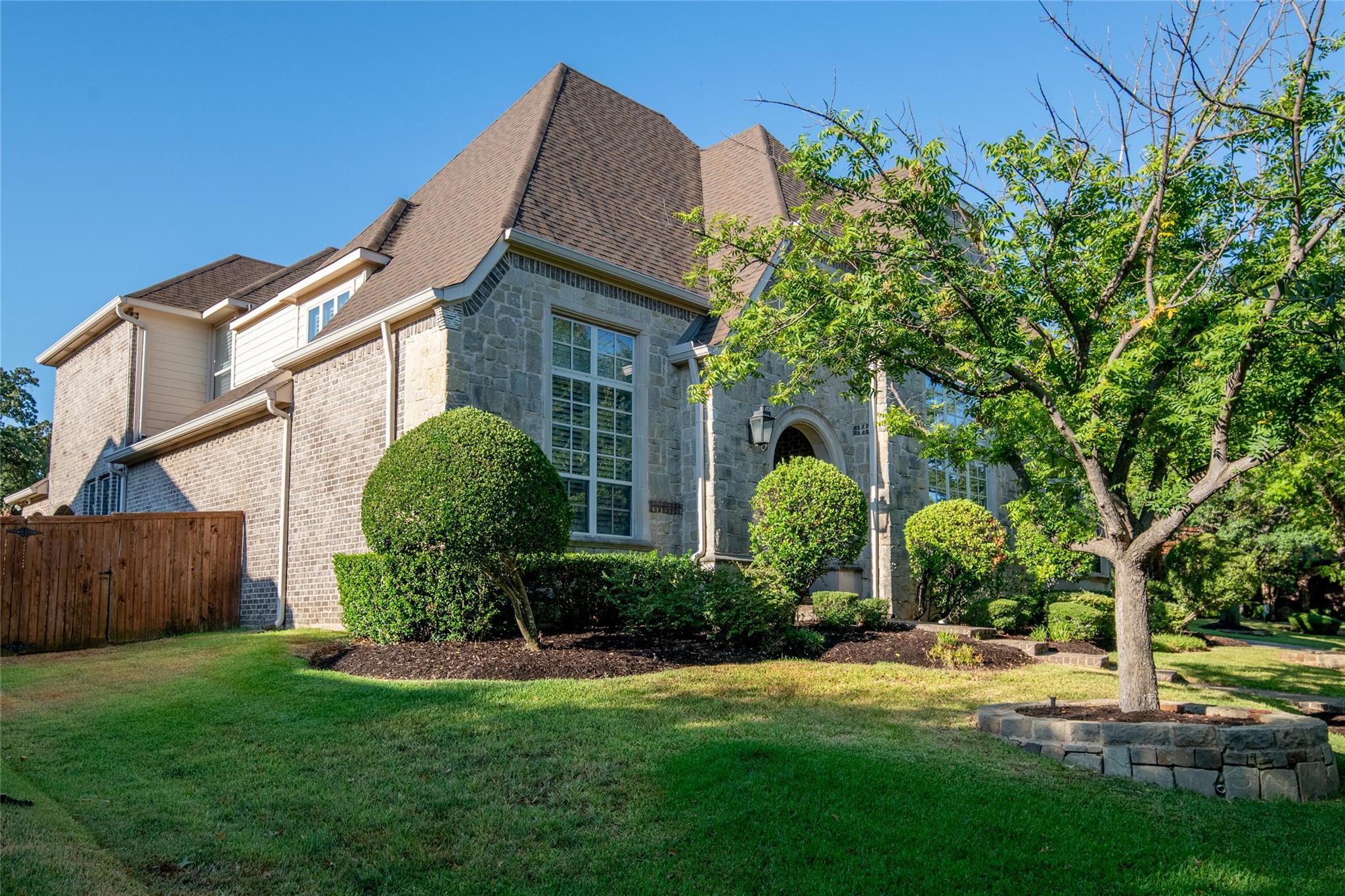 main property photo 39