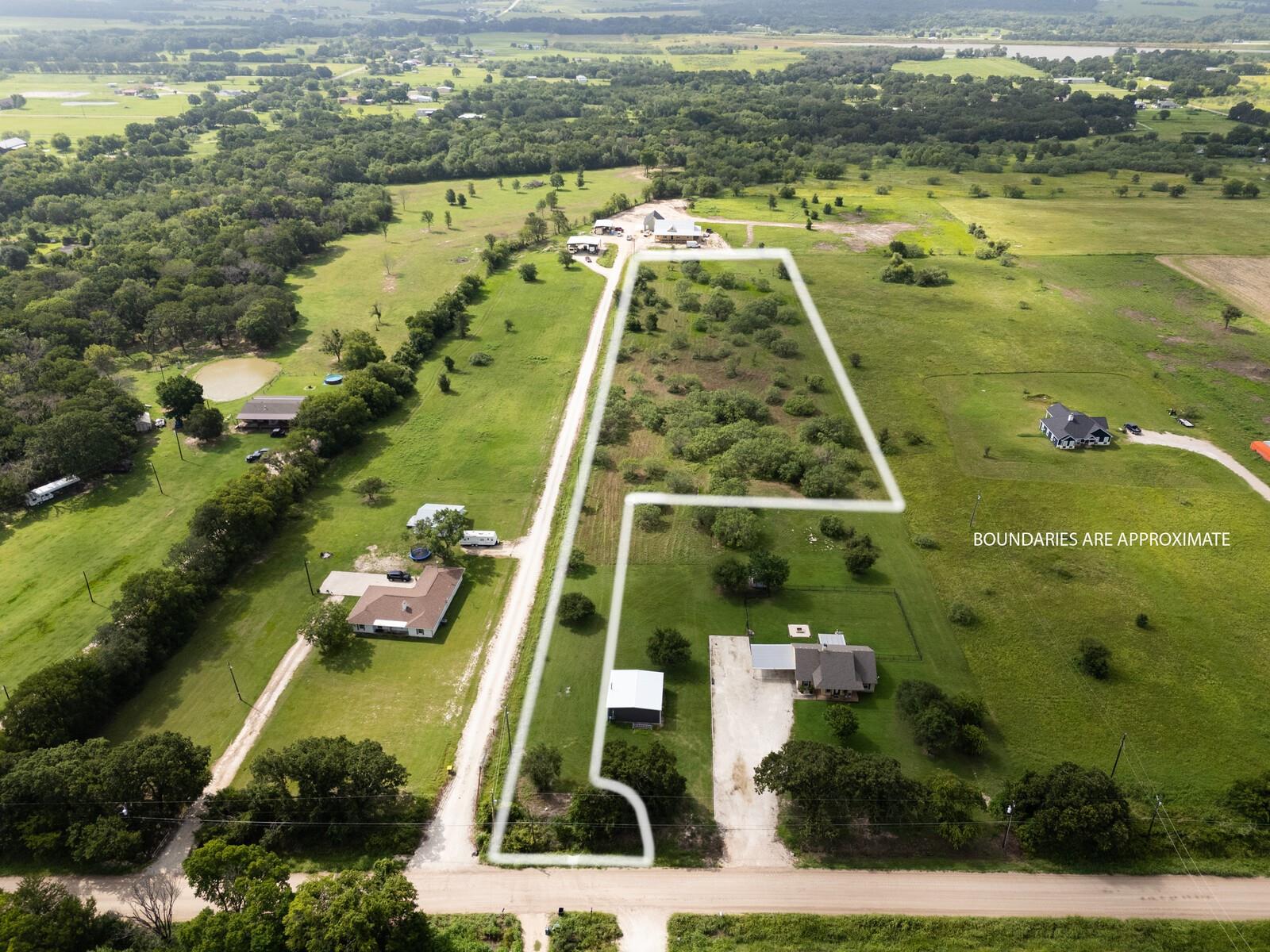 main property photo 0