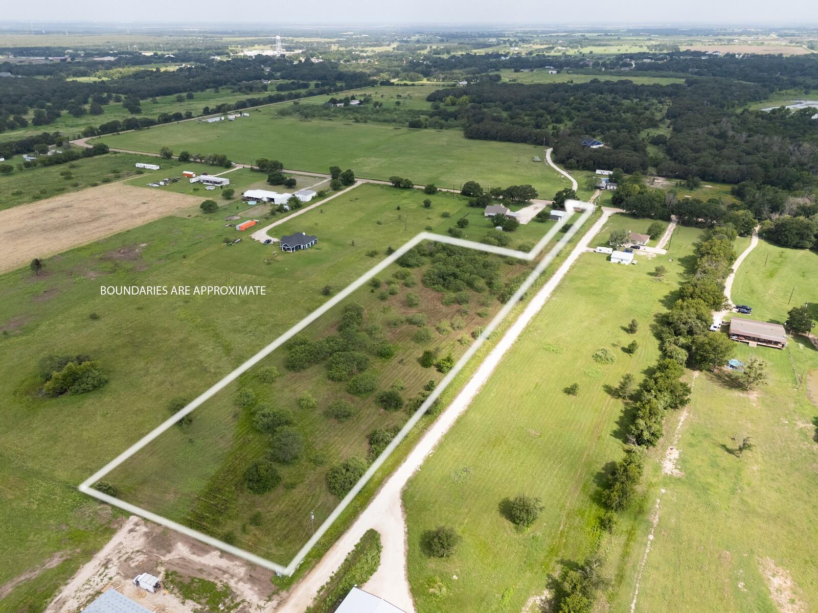 main property photo 13