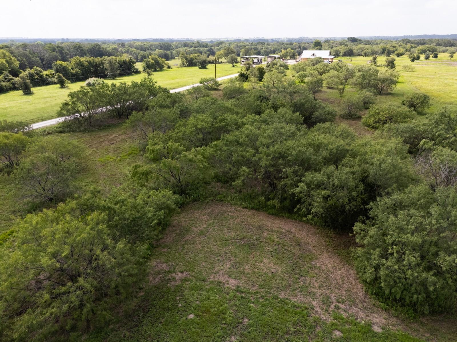 main property photo 7