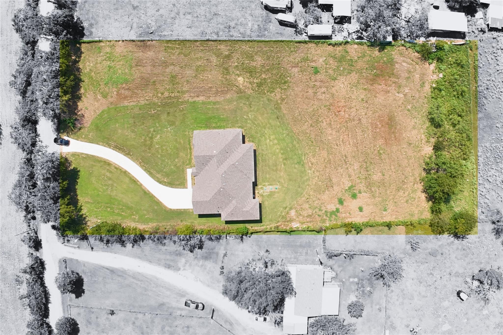 main property photo 35