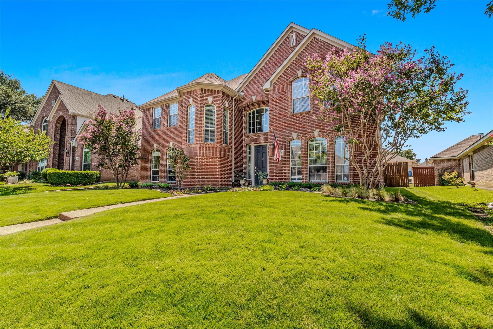 main property photo 18
