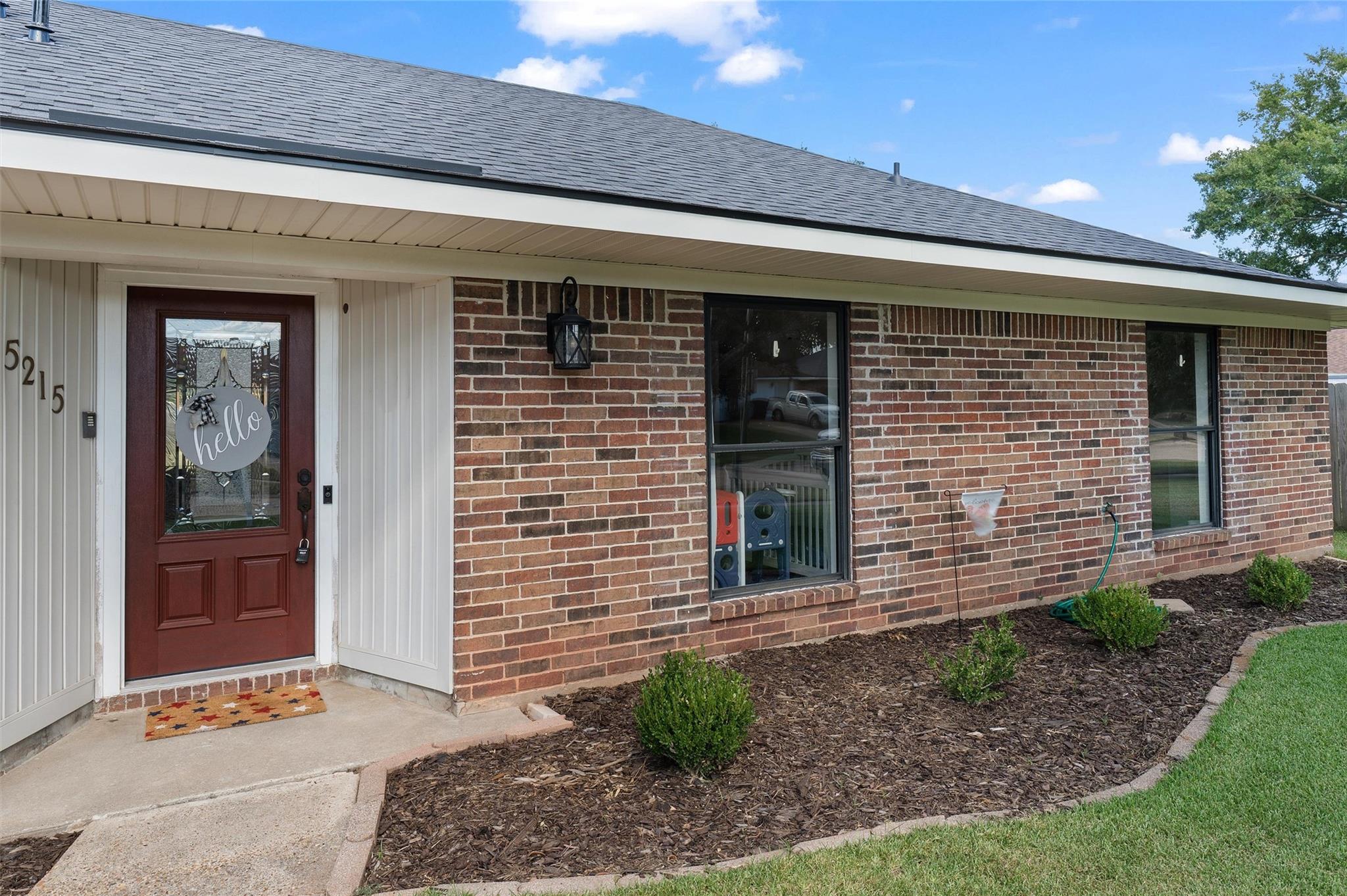 main property photo 0