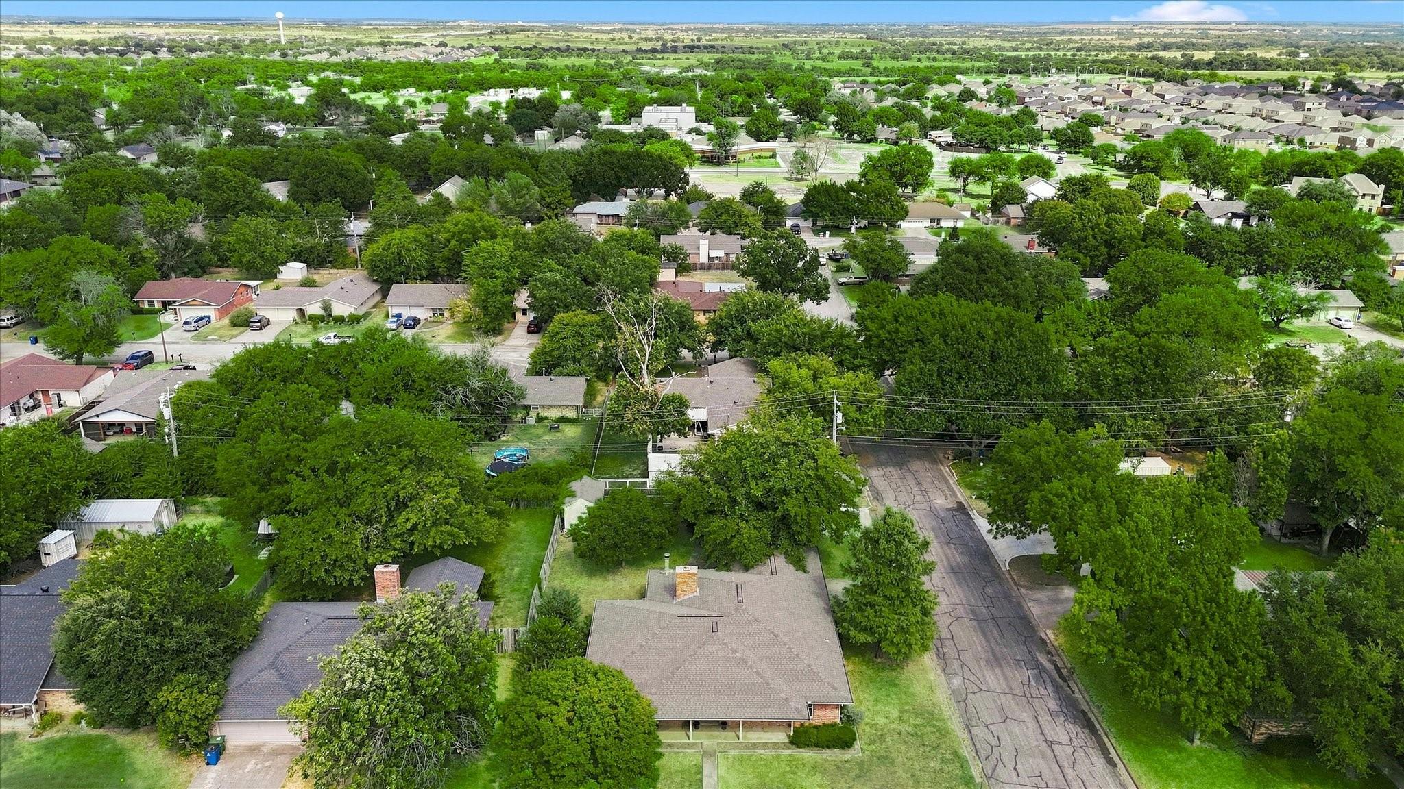 main property photo 35