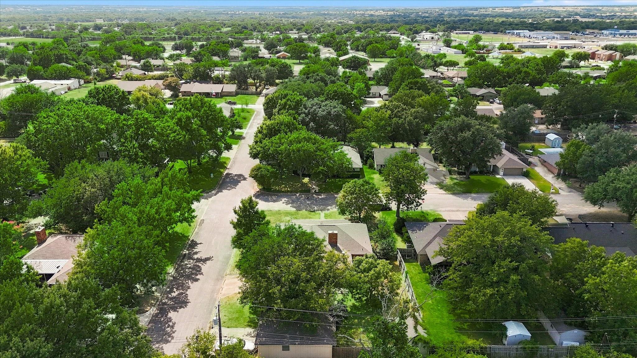 main property photo 37