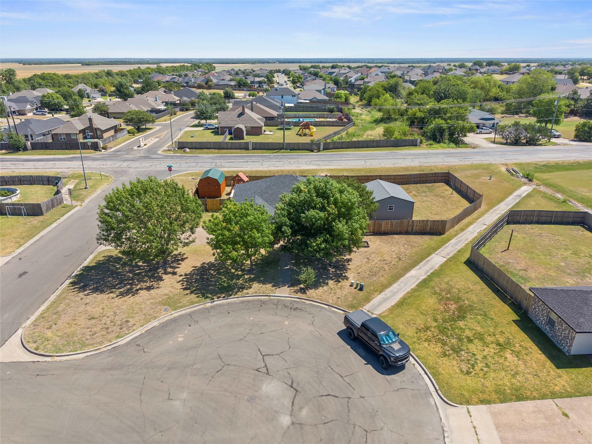 main property photo 38