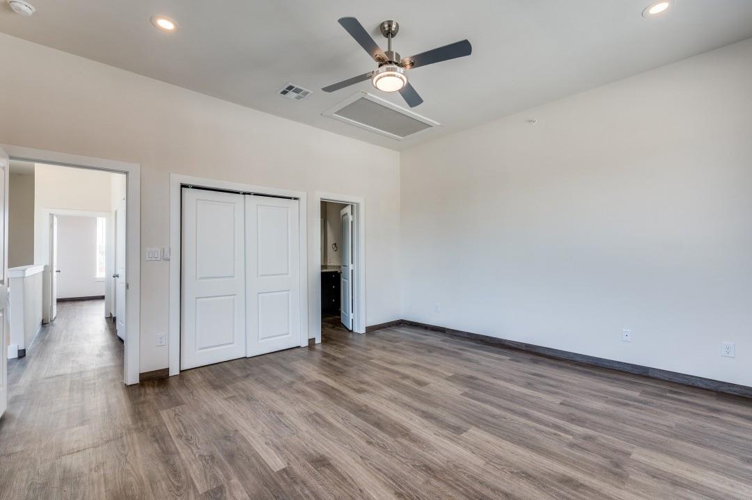 property viewer photo 6