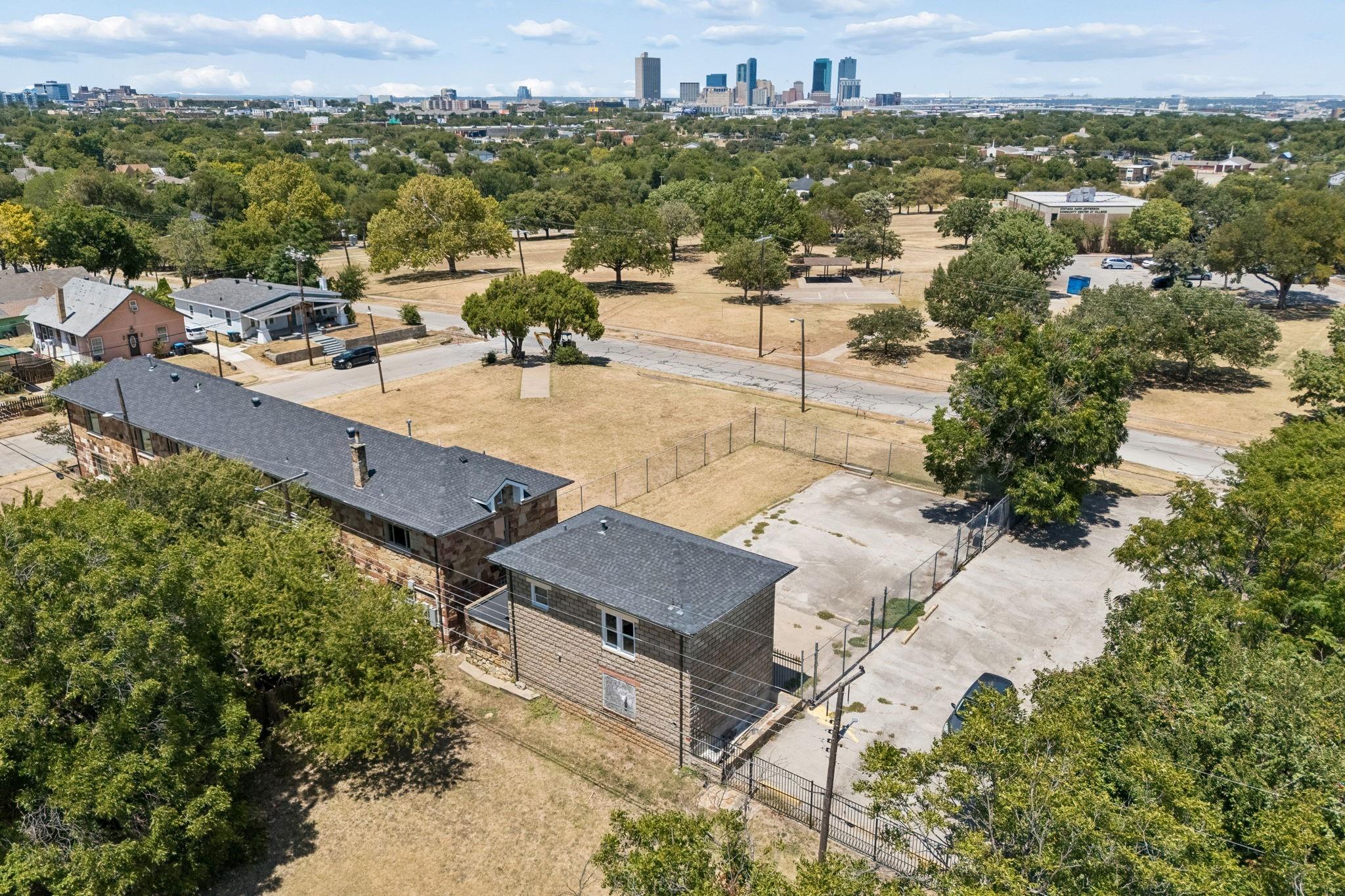 main property photo 38