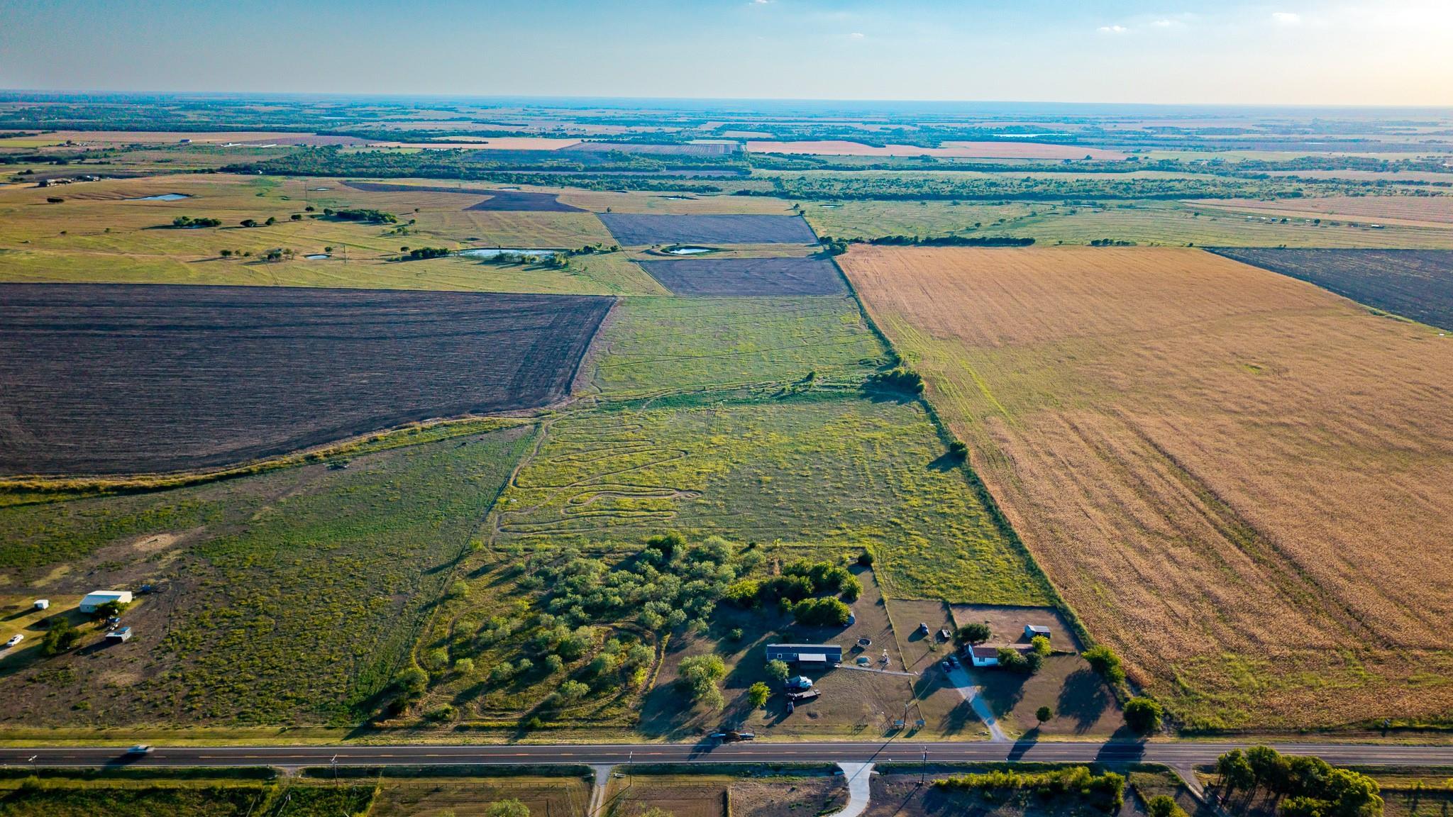 main property photo 9