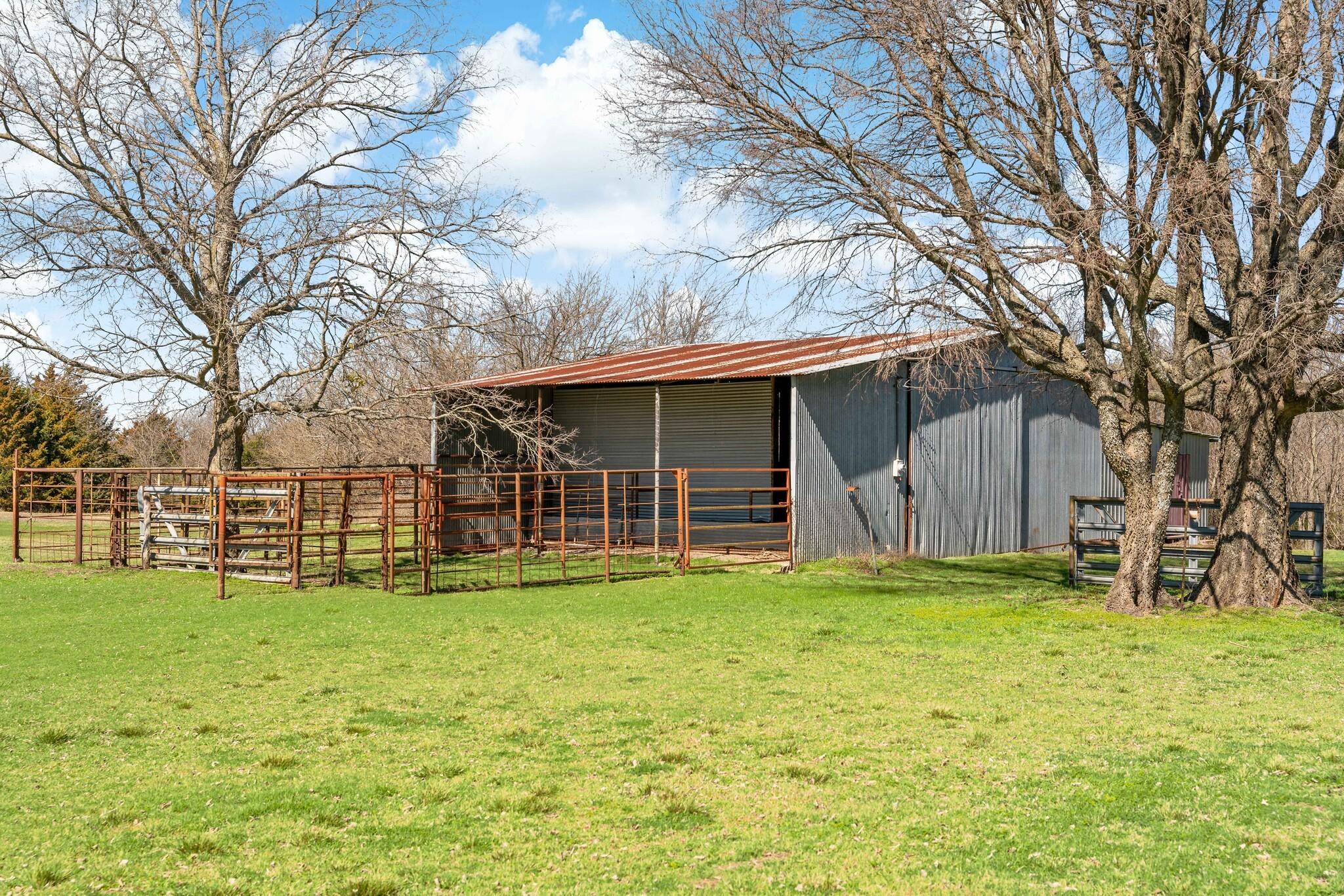 main property photo 33