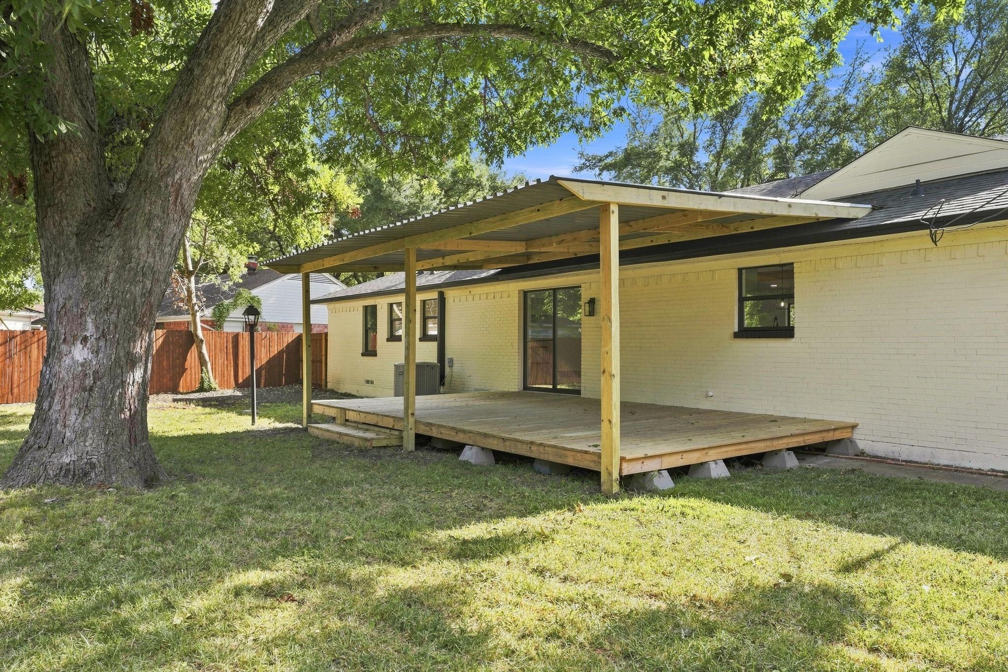 main property photo 31