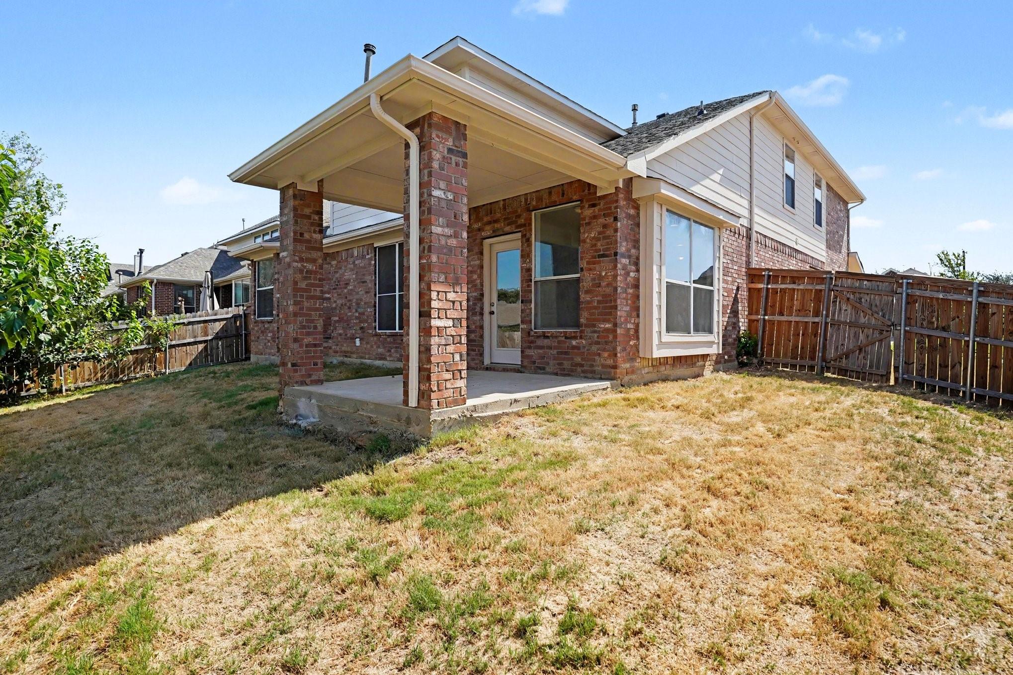 main property photo 29