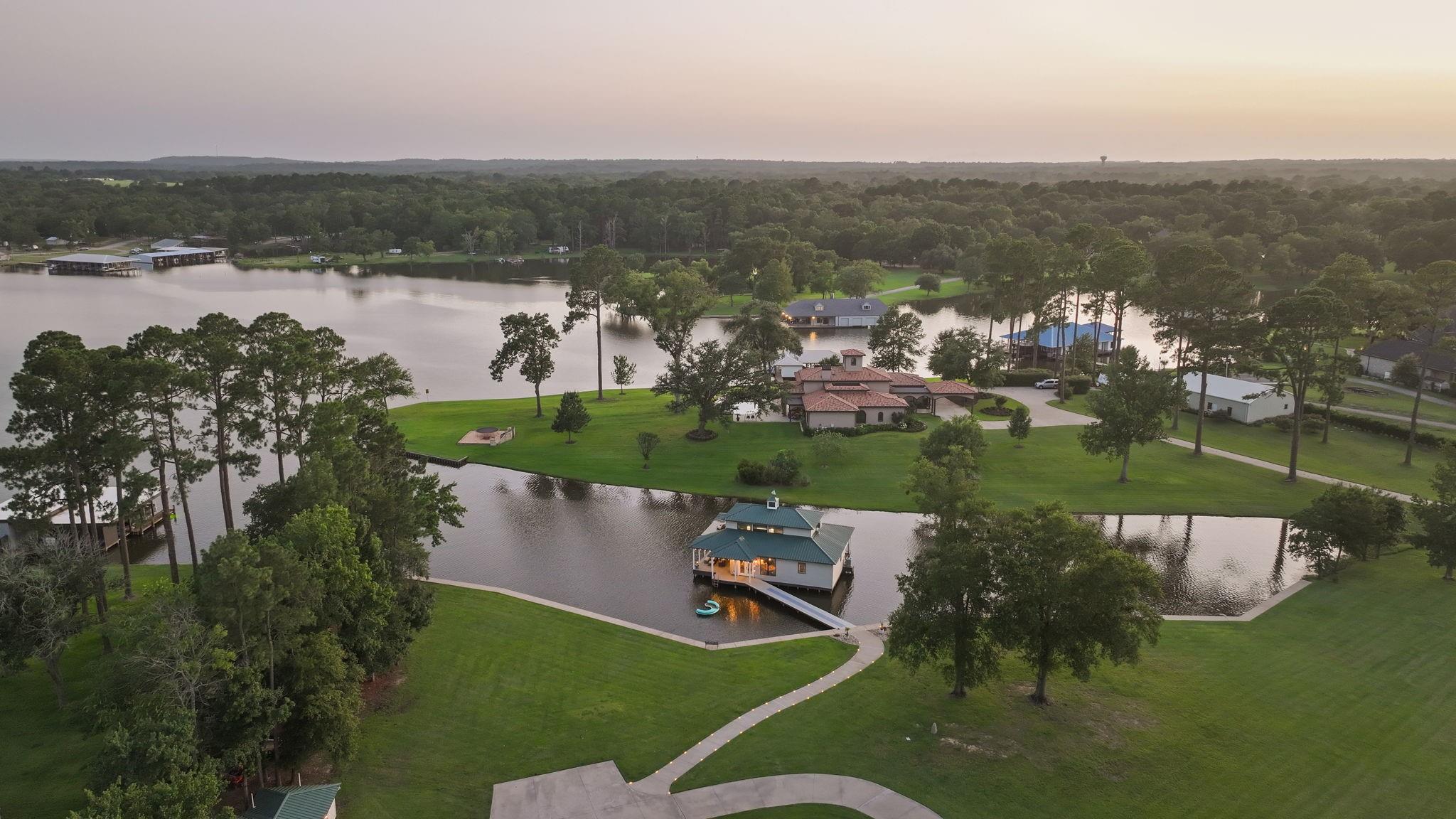 main property photo 39