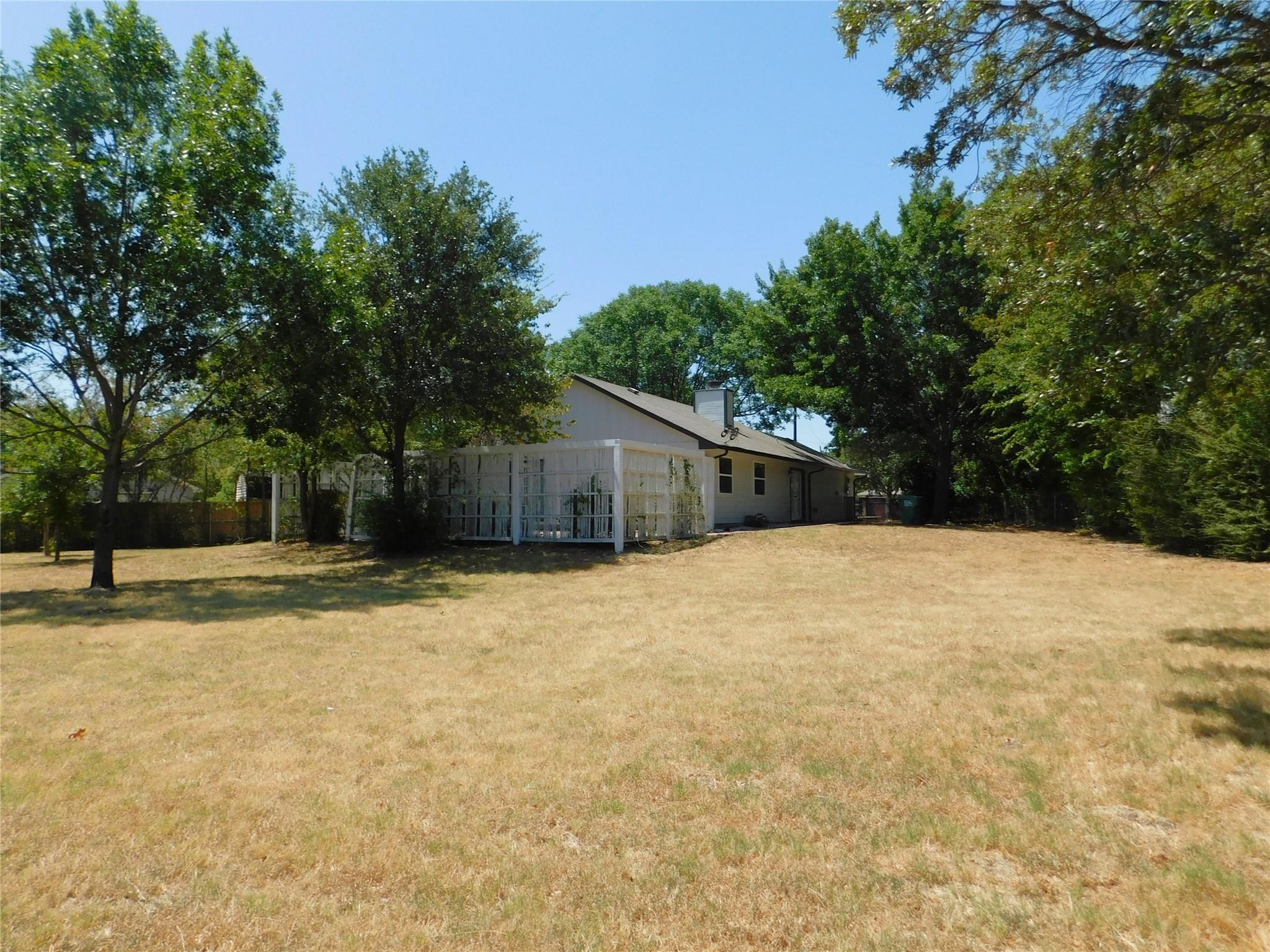 main property photo 29