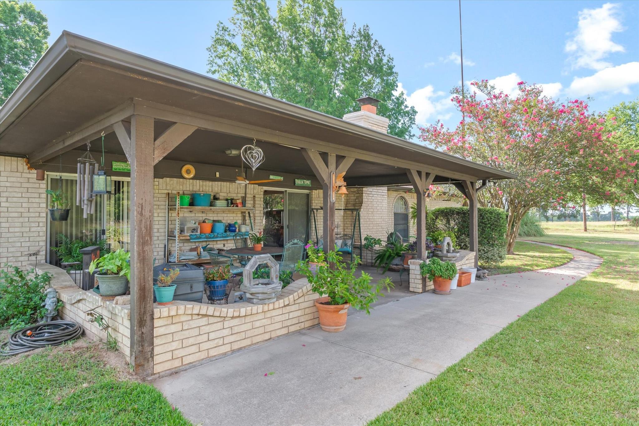 main property photo 36