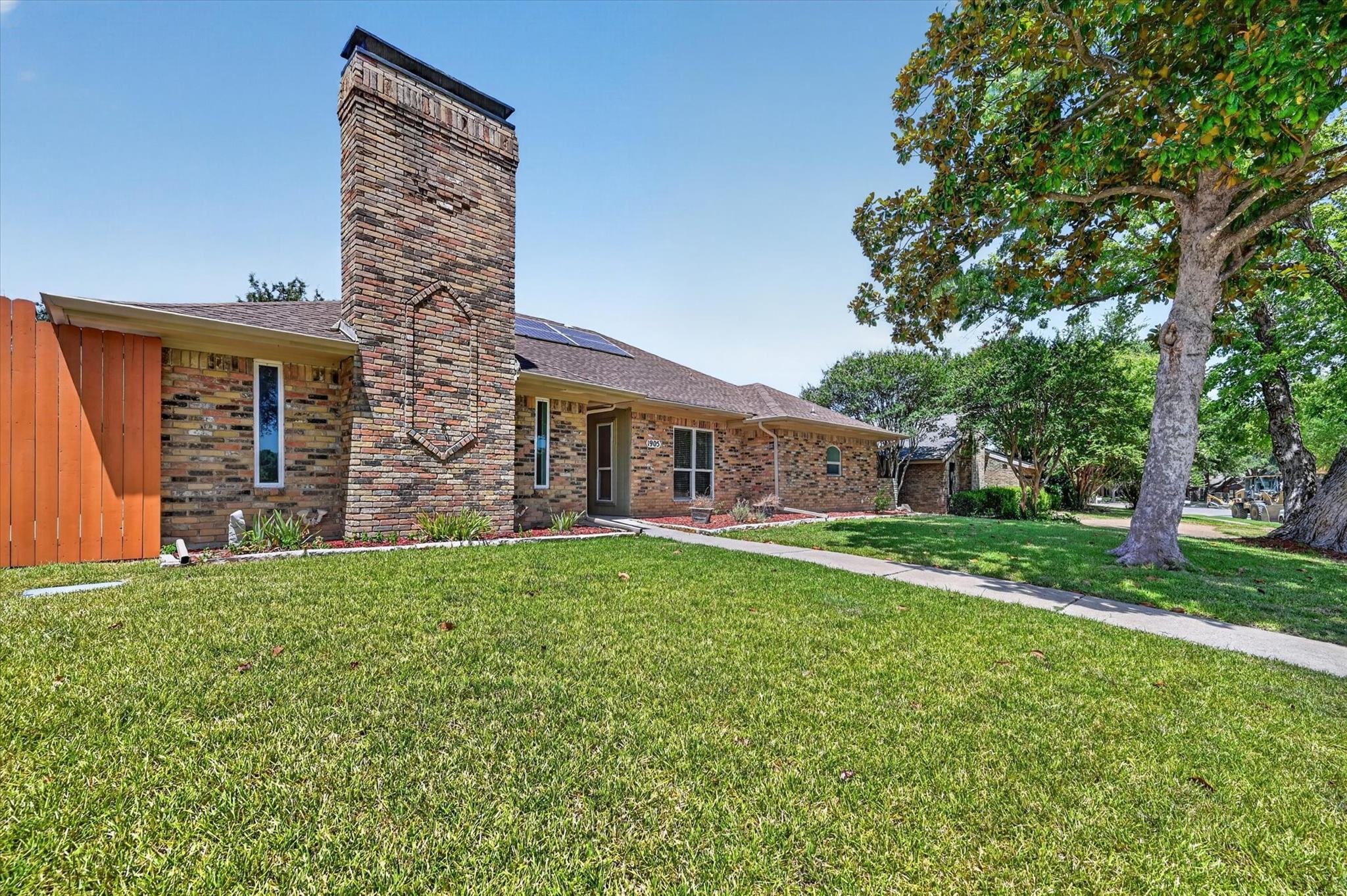 main property photo 36