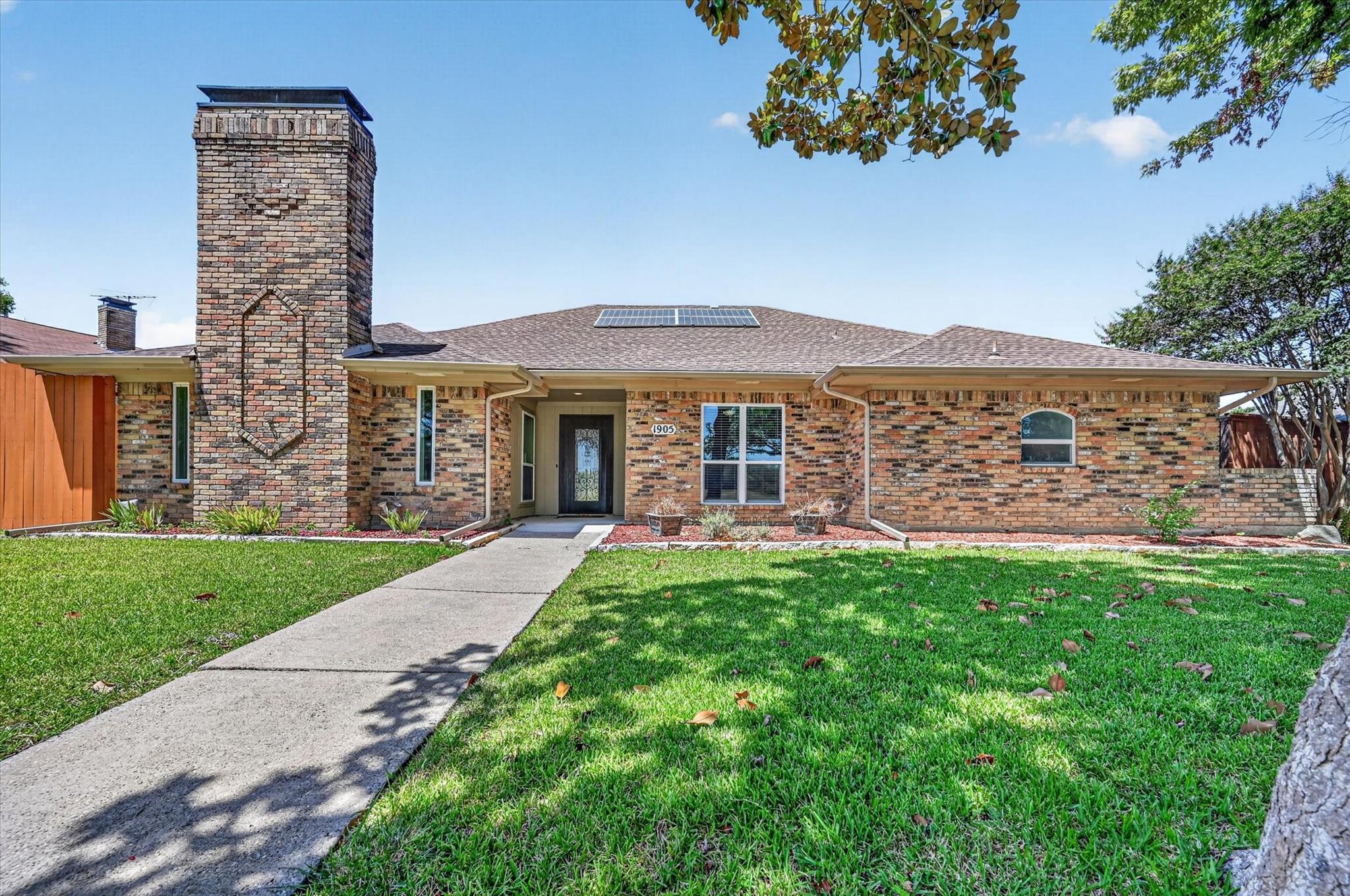 main property photo 37