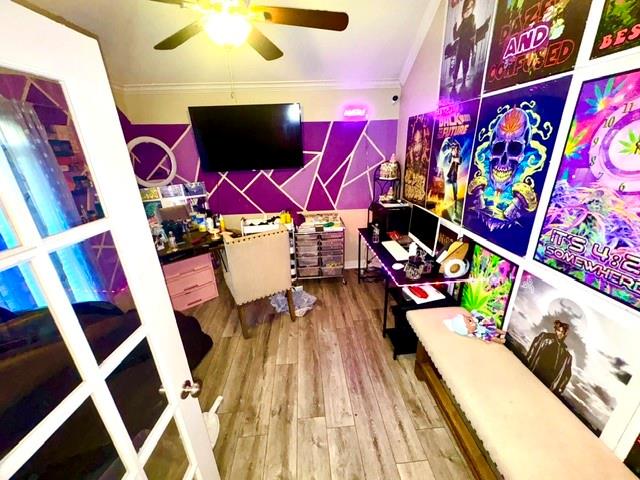 main property photo 30