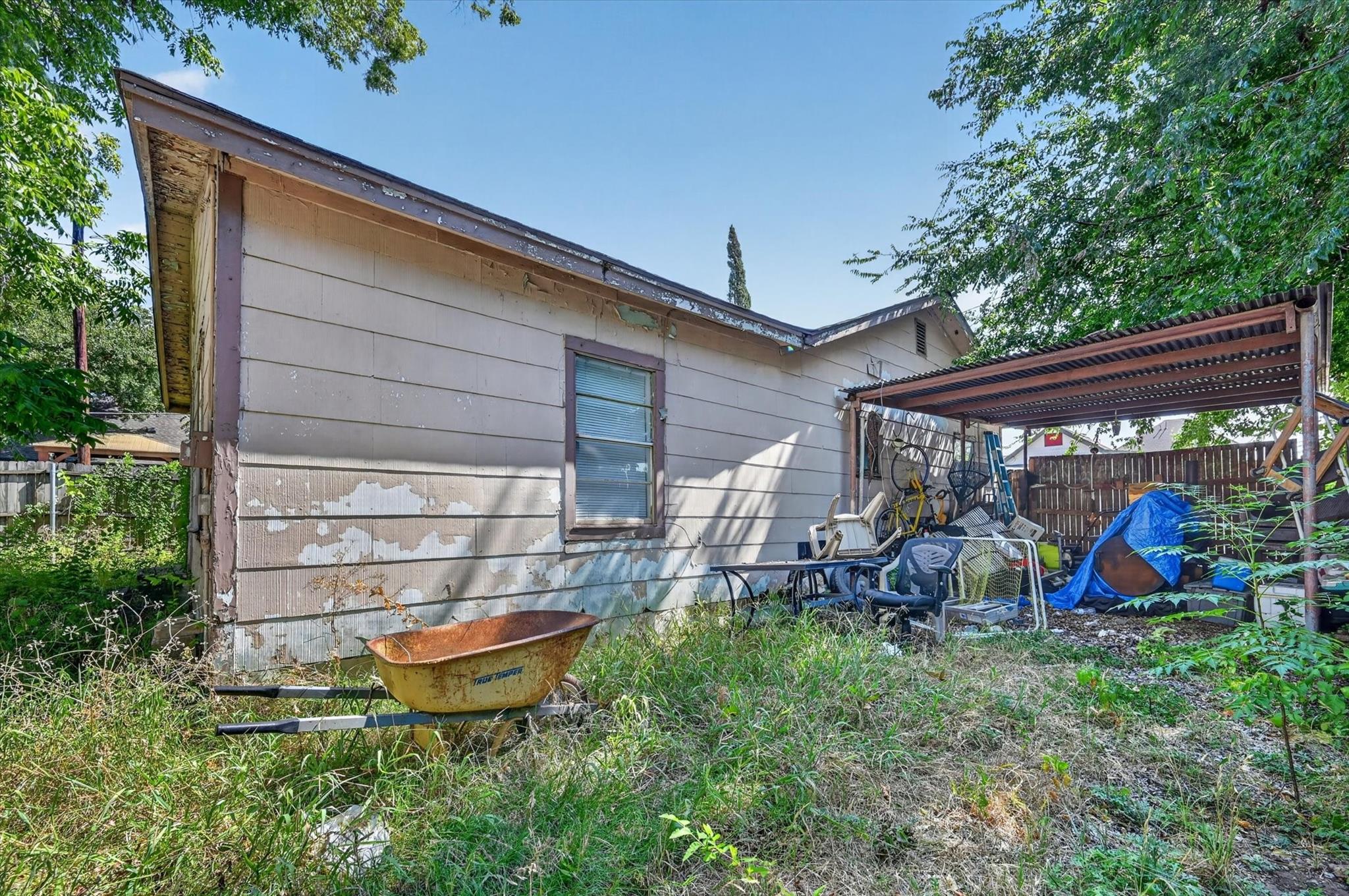 main property photo 24