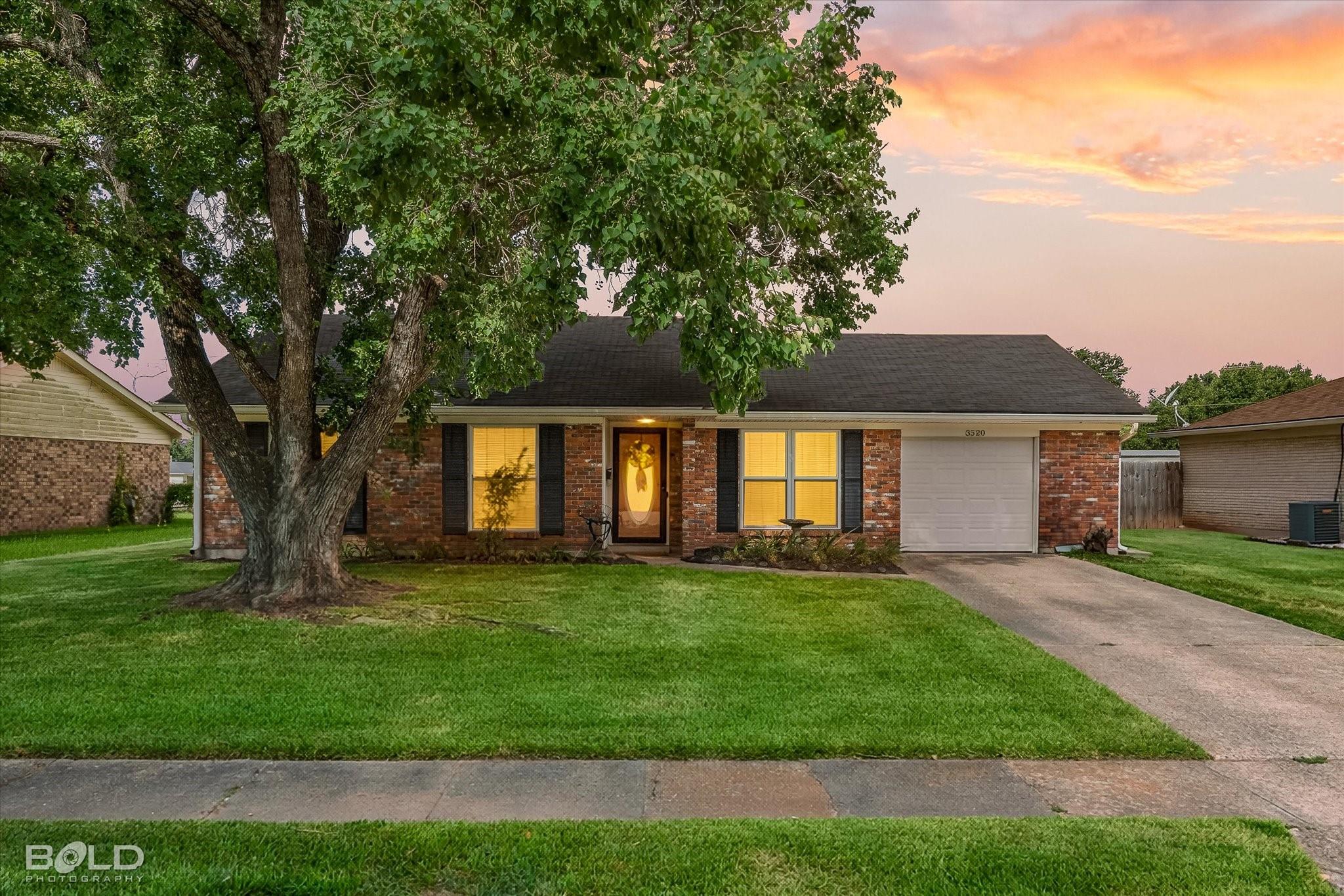 main property photo 0