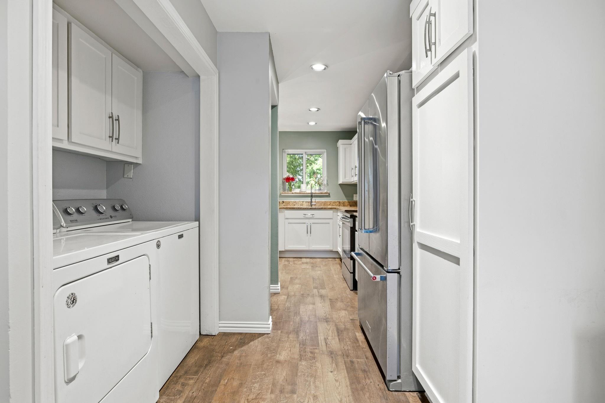 property viewer photo 11