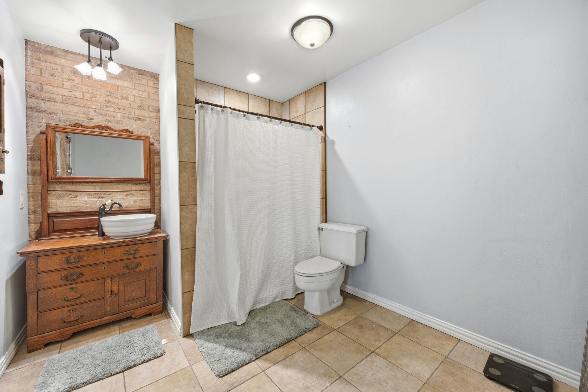 property viewer photo 23