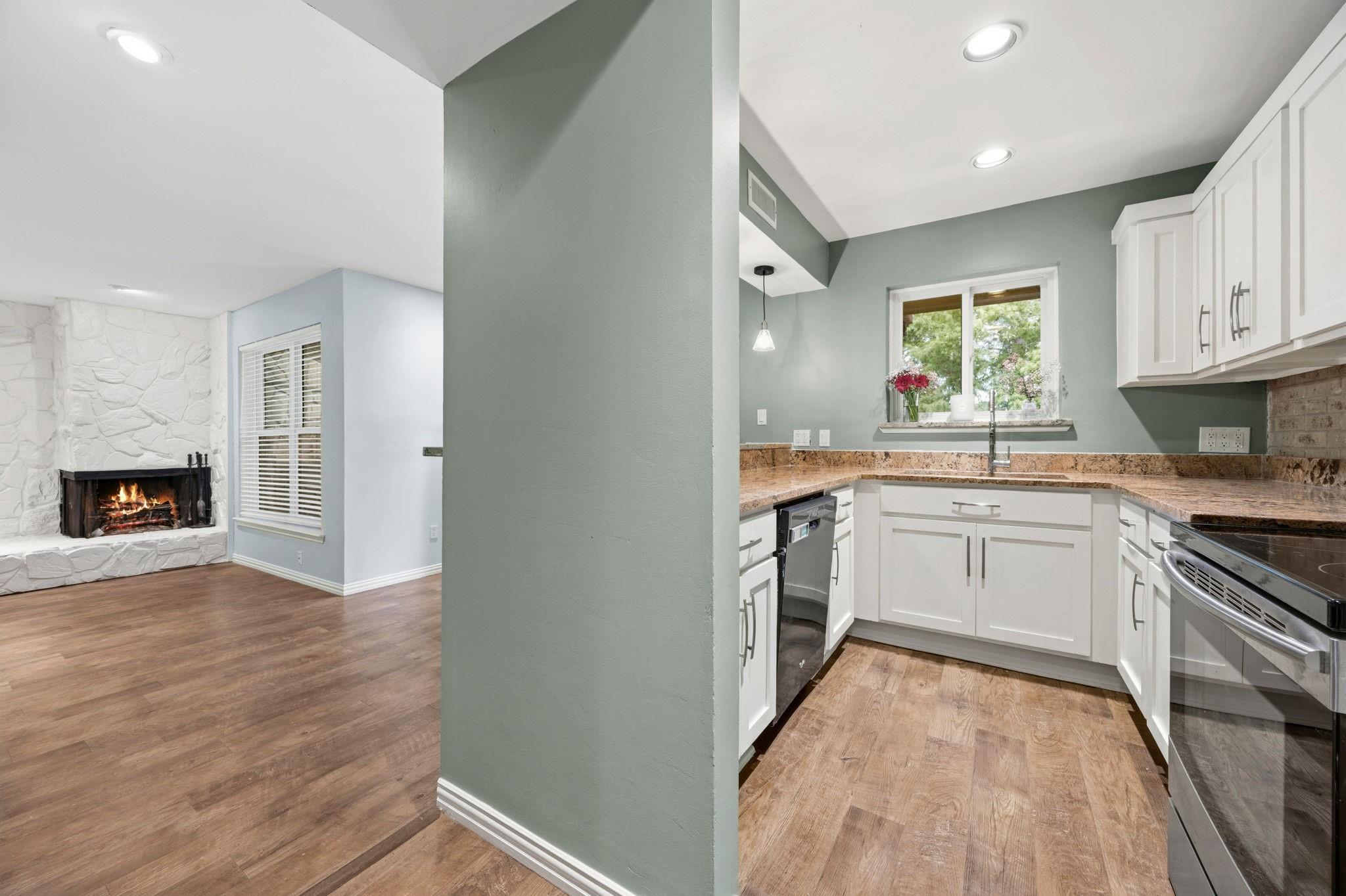 property viewer photo 9