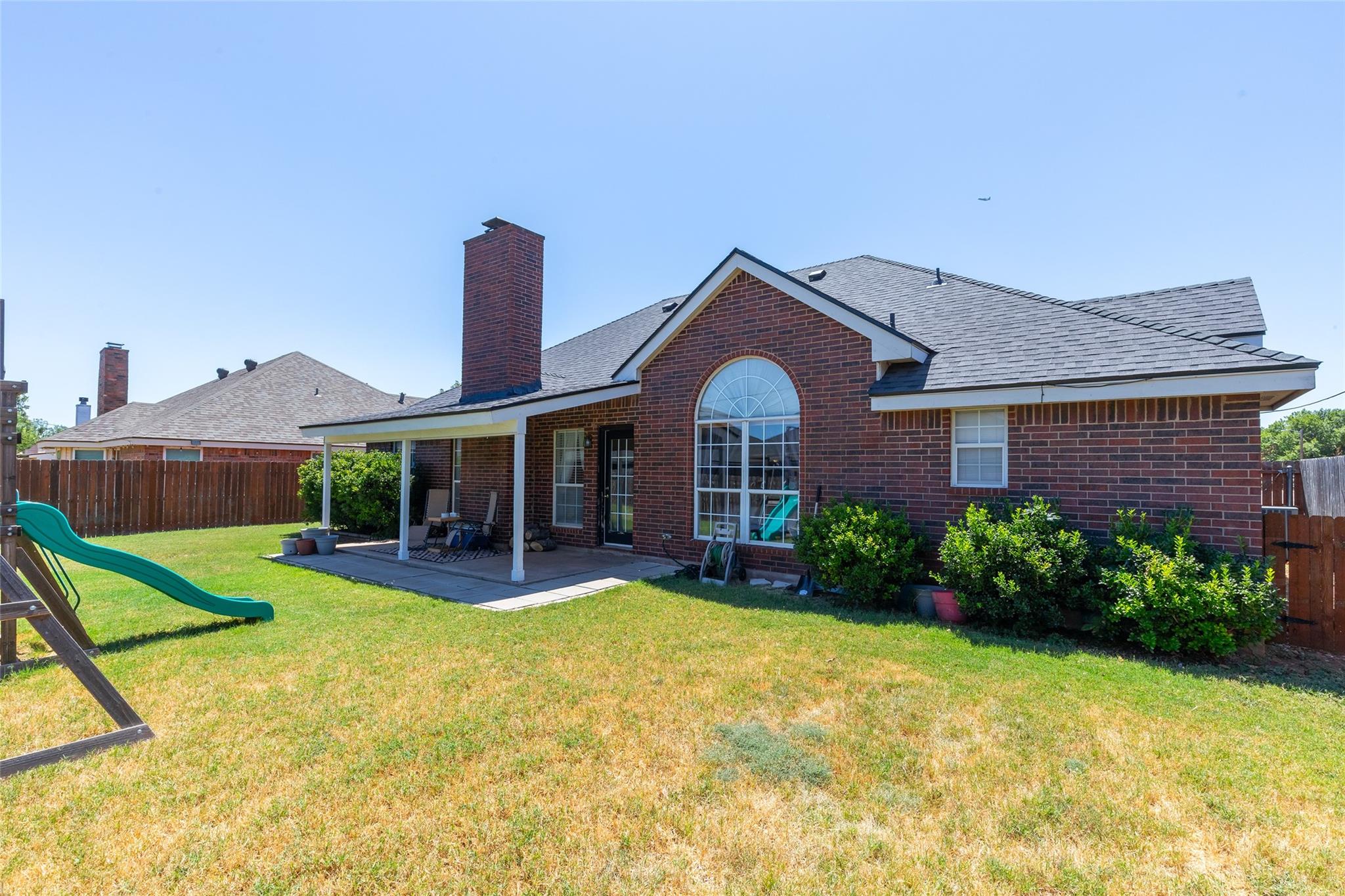 main property photo 36