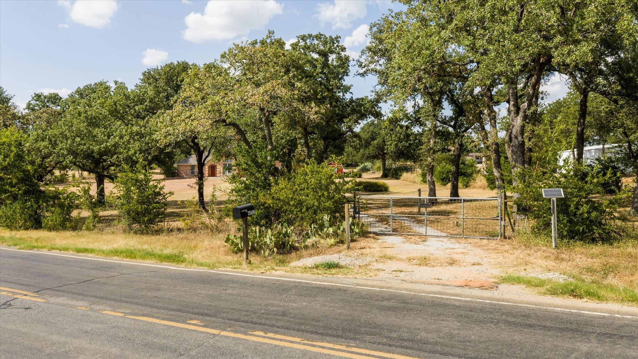 main property photo 39