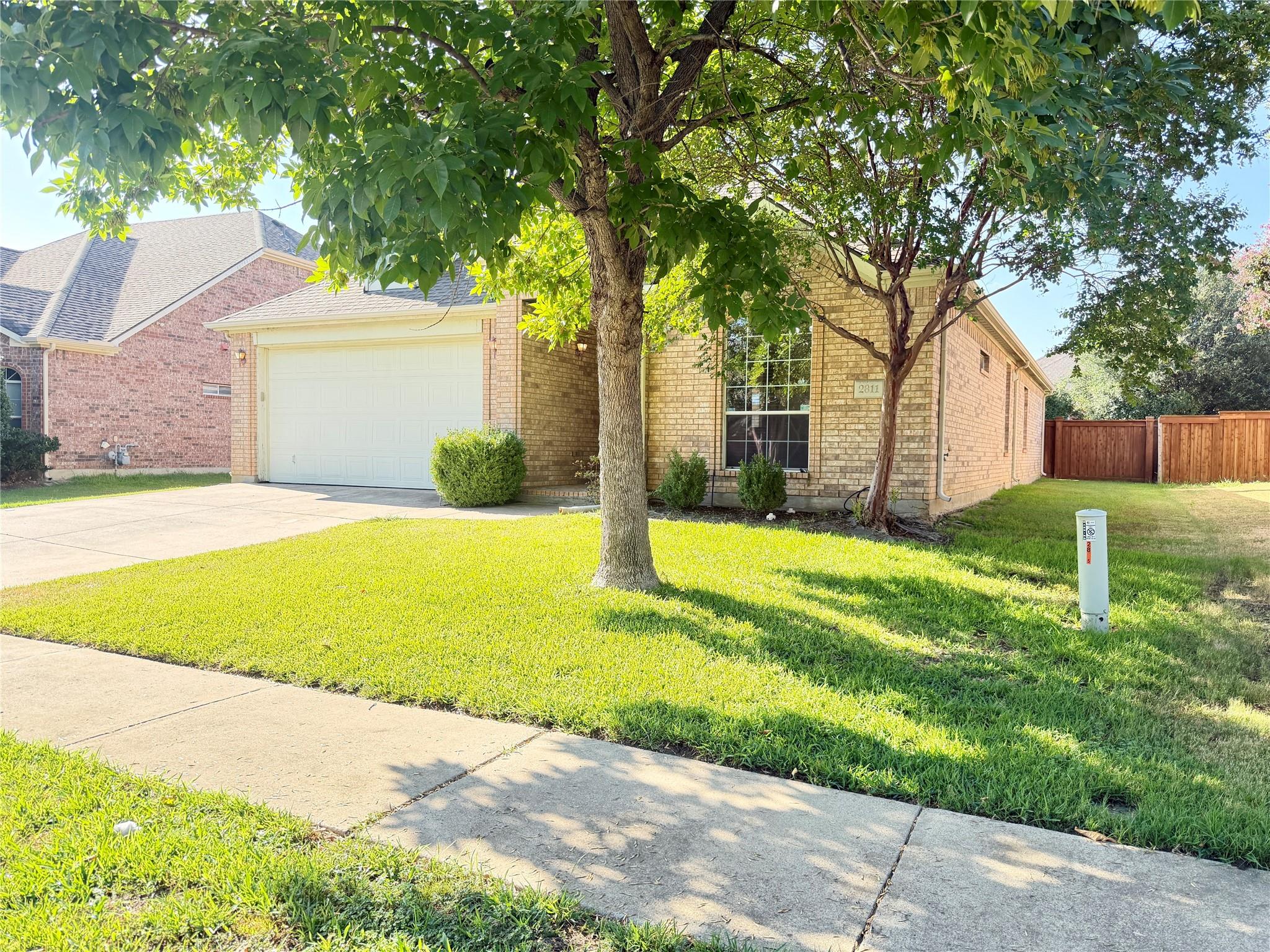 main property photo 30