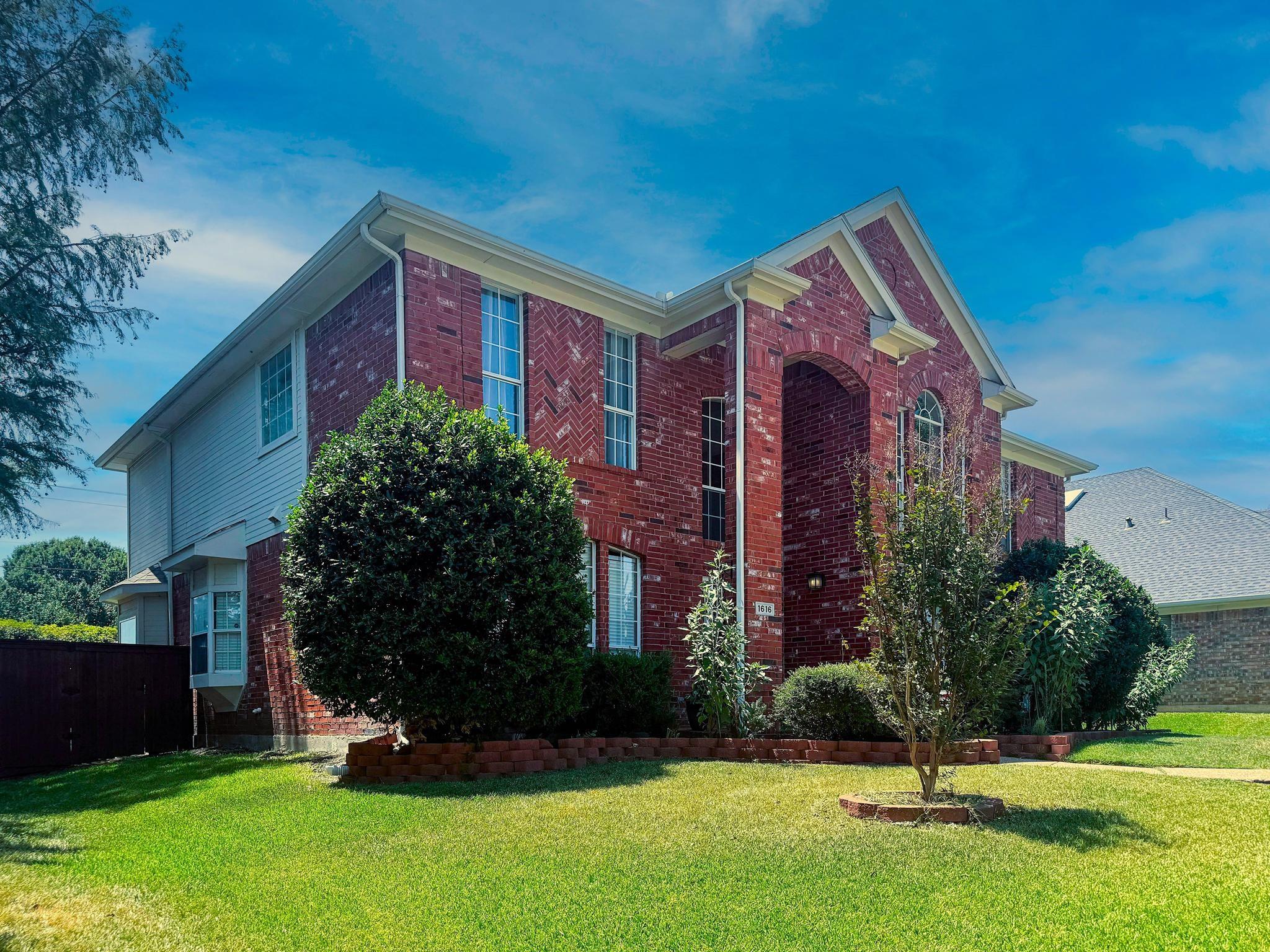 main property photo 2