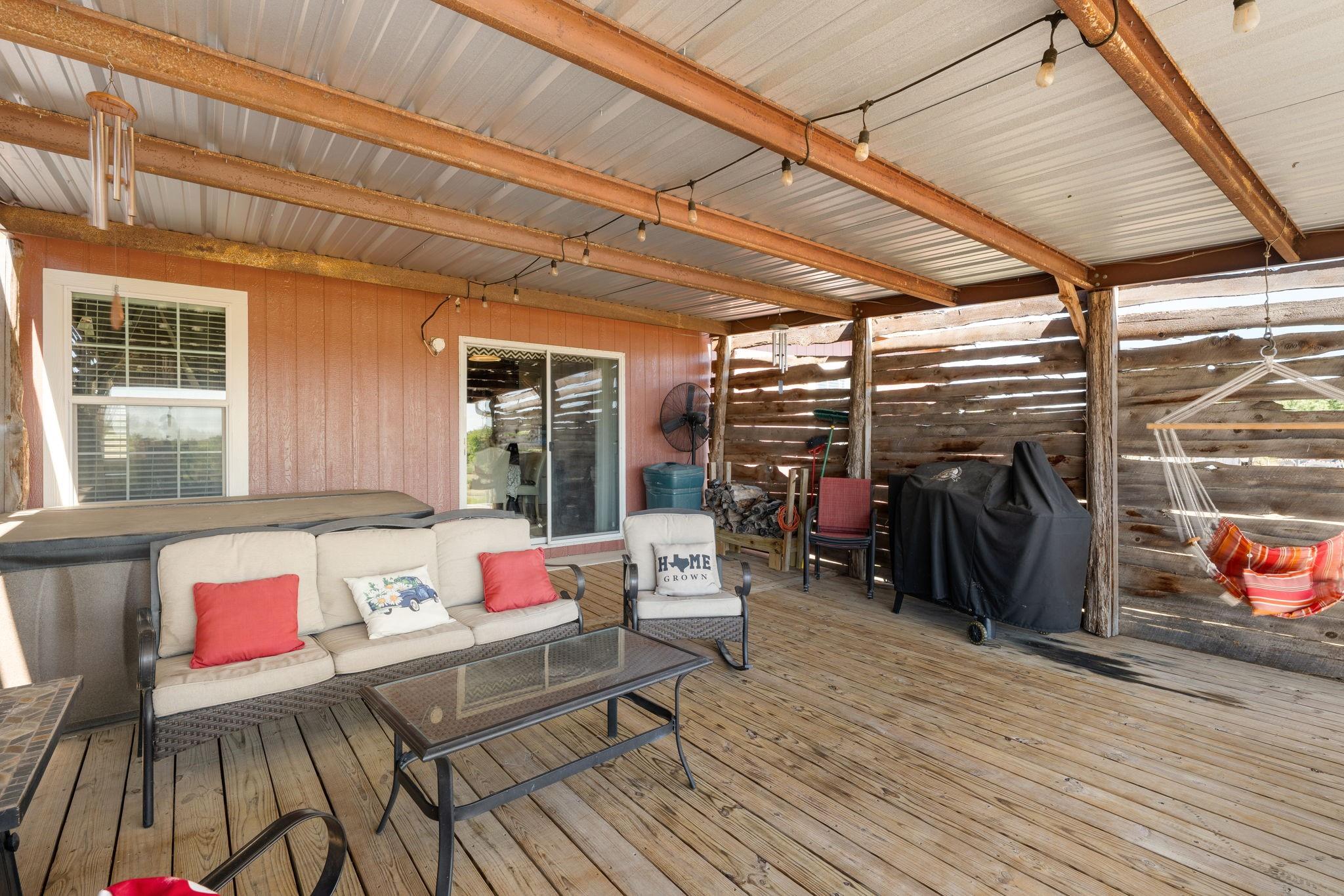 main property photo 30