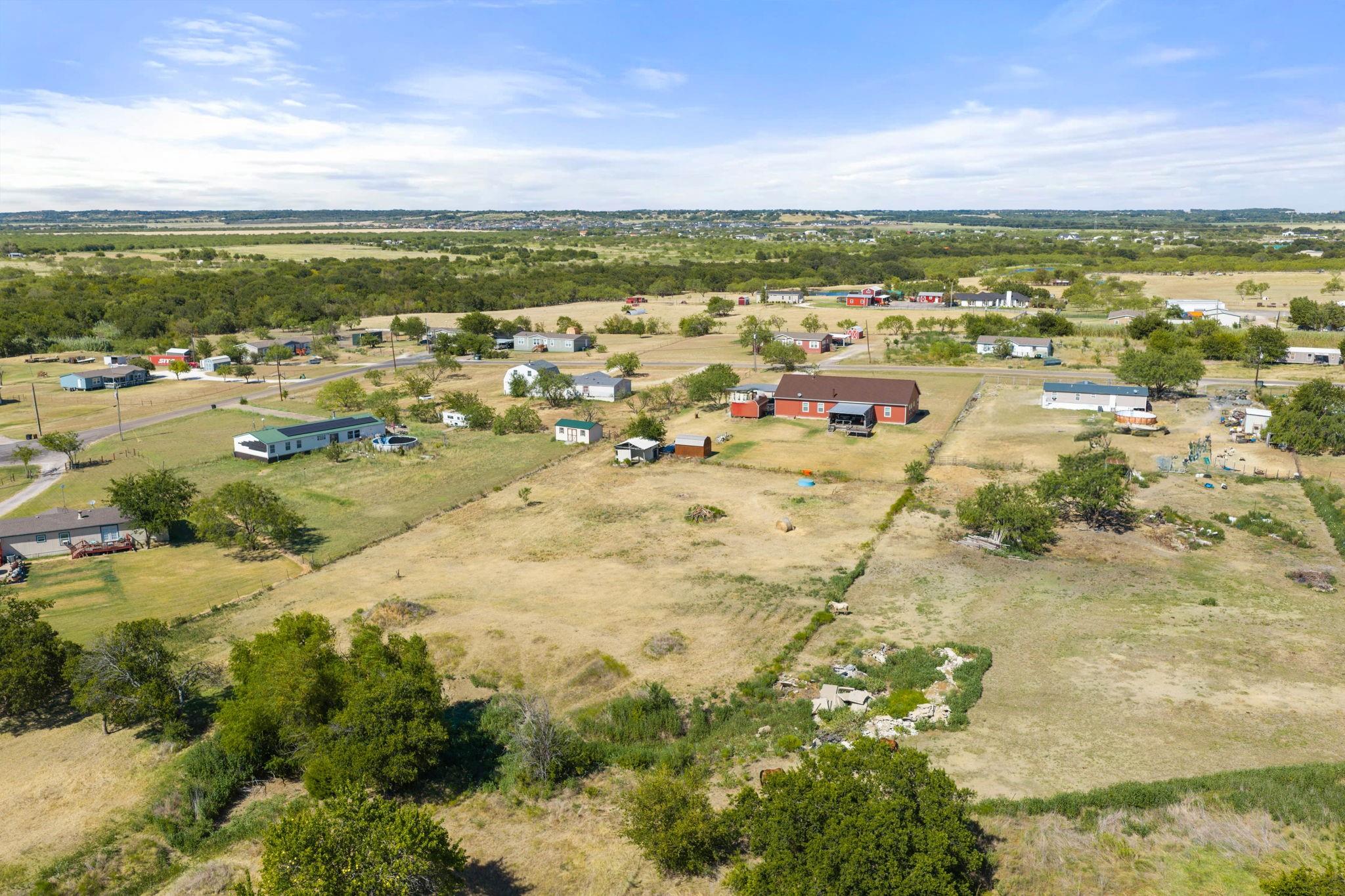 main property photo 34