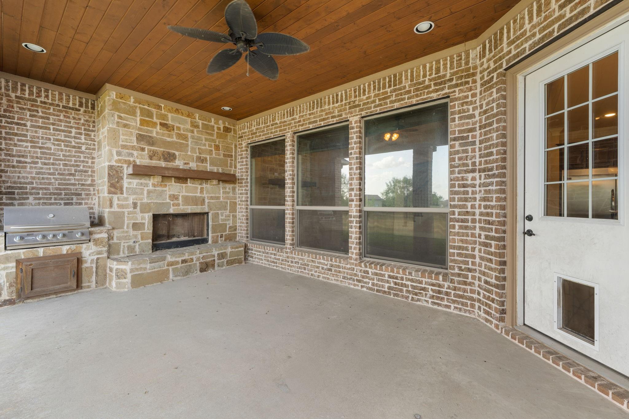 main property photo 29