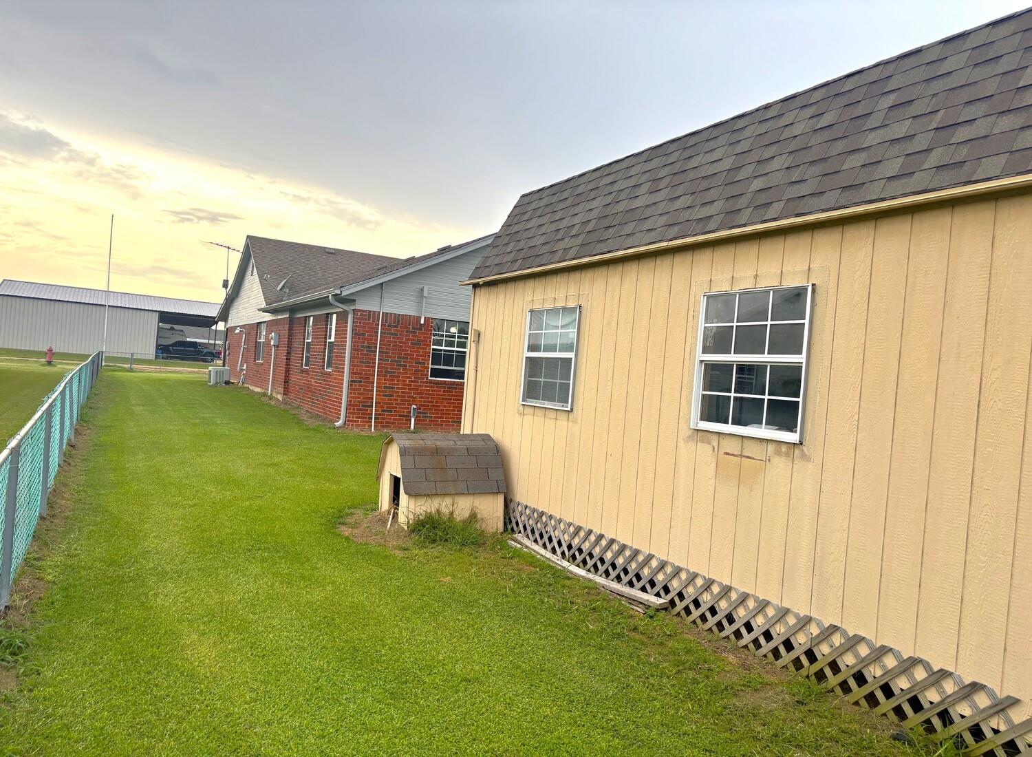 main property photo 22