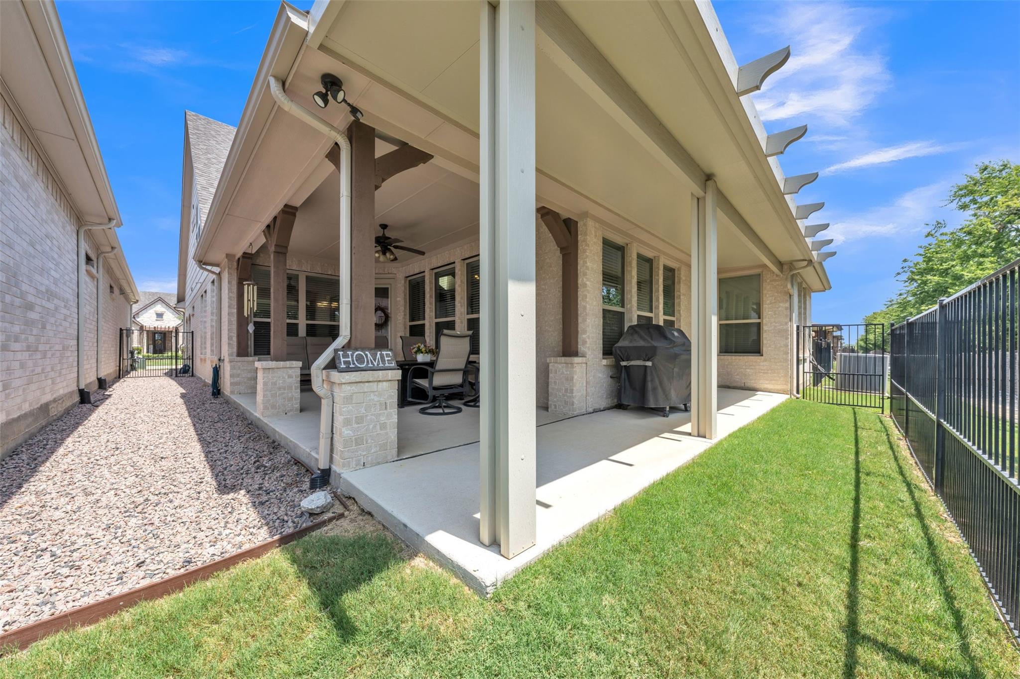main property photo 38