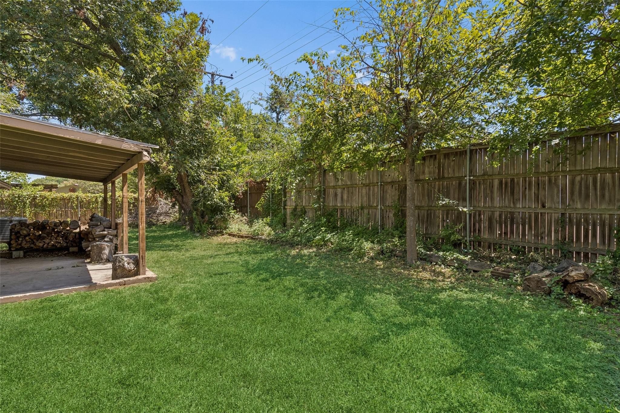 main property photo 31