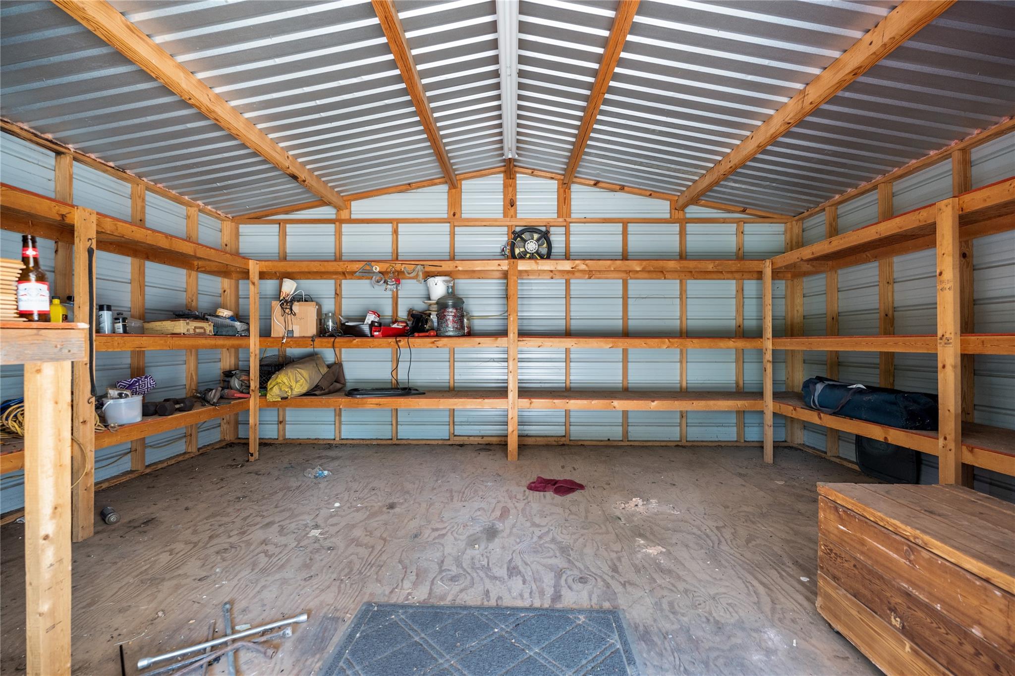 main property photo 22
