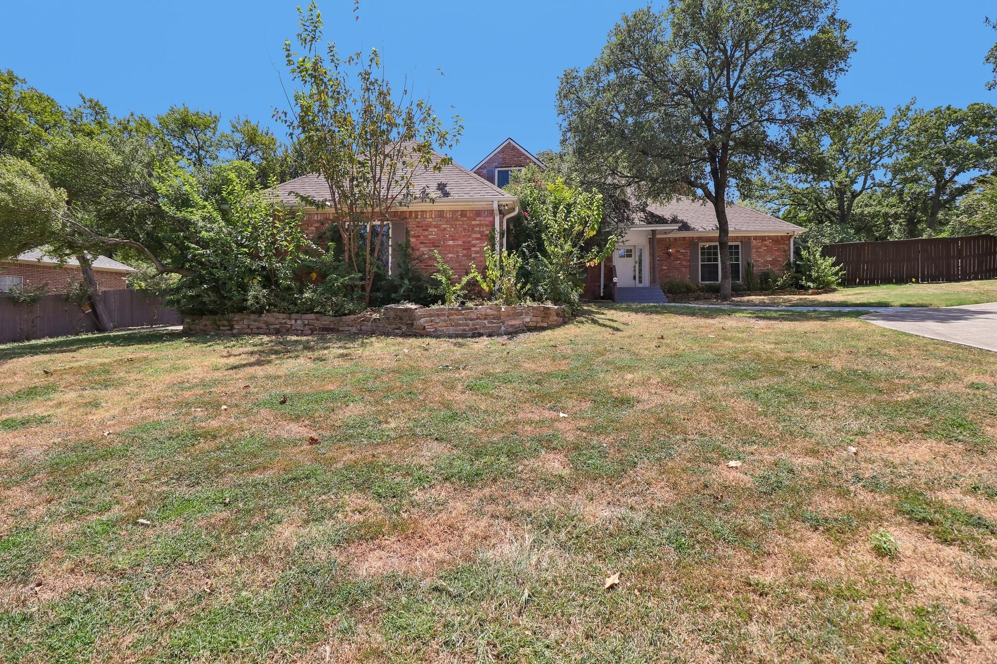 main property photo 37