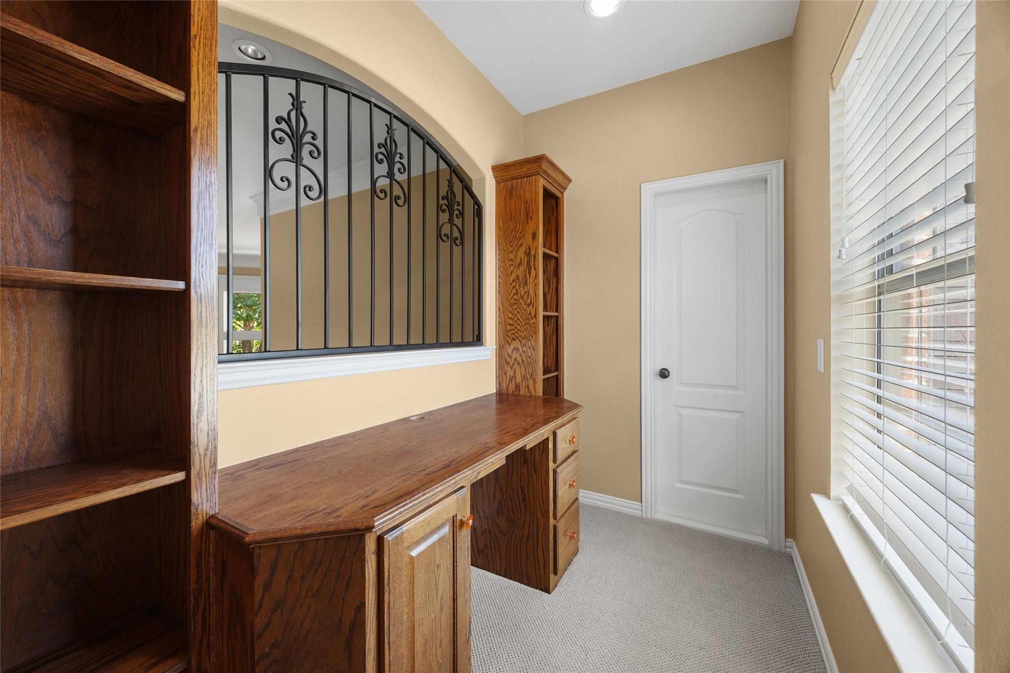 main property photo 31