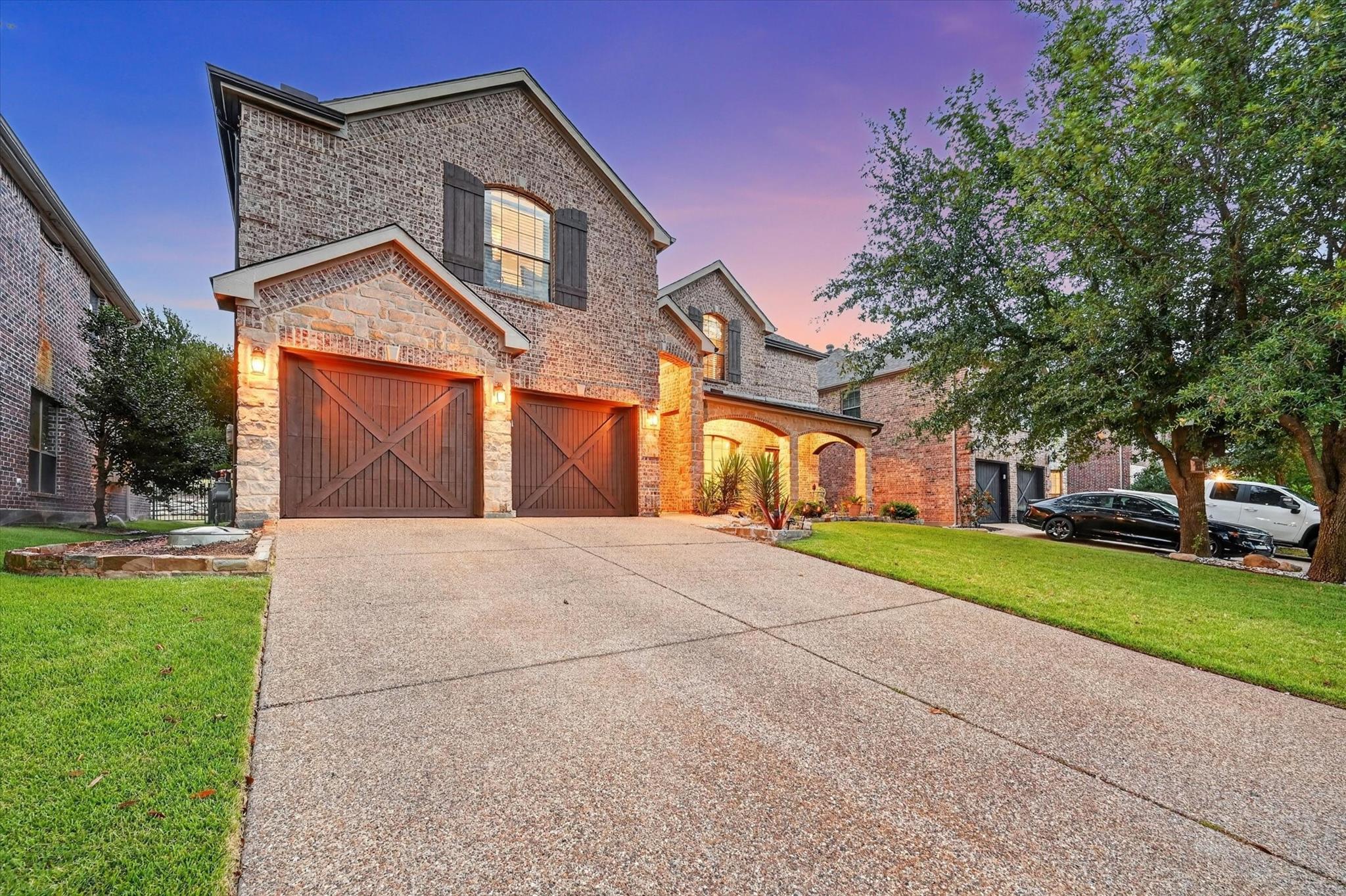 main property photo 6