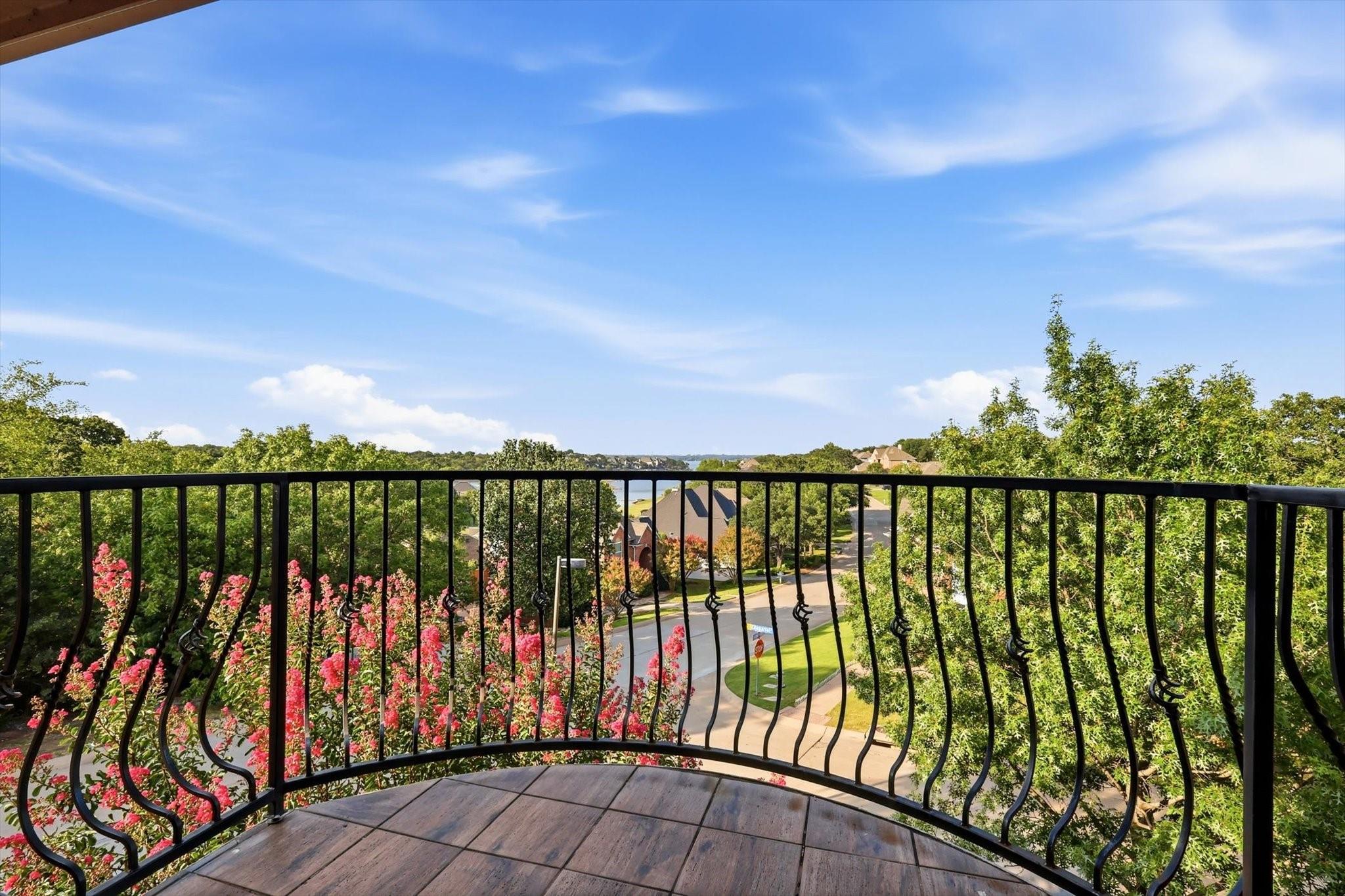 main property photo 24