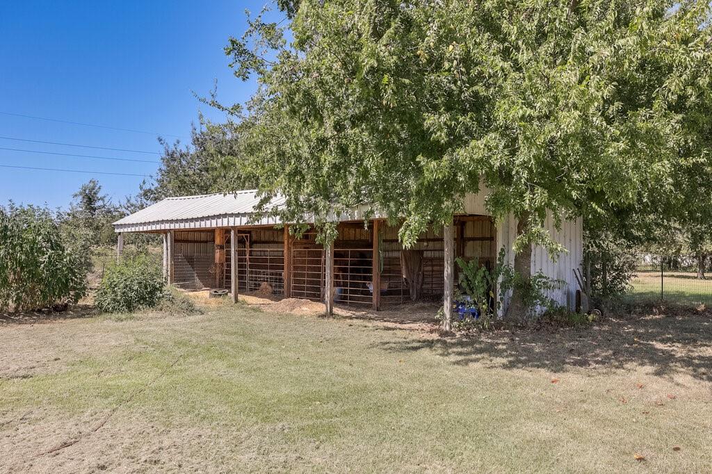 main property photo 21